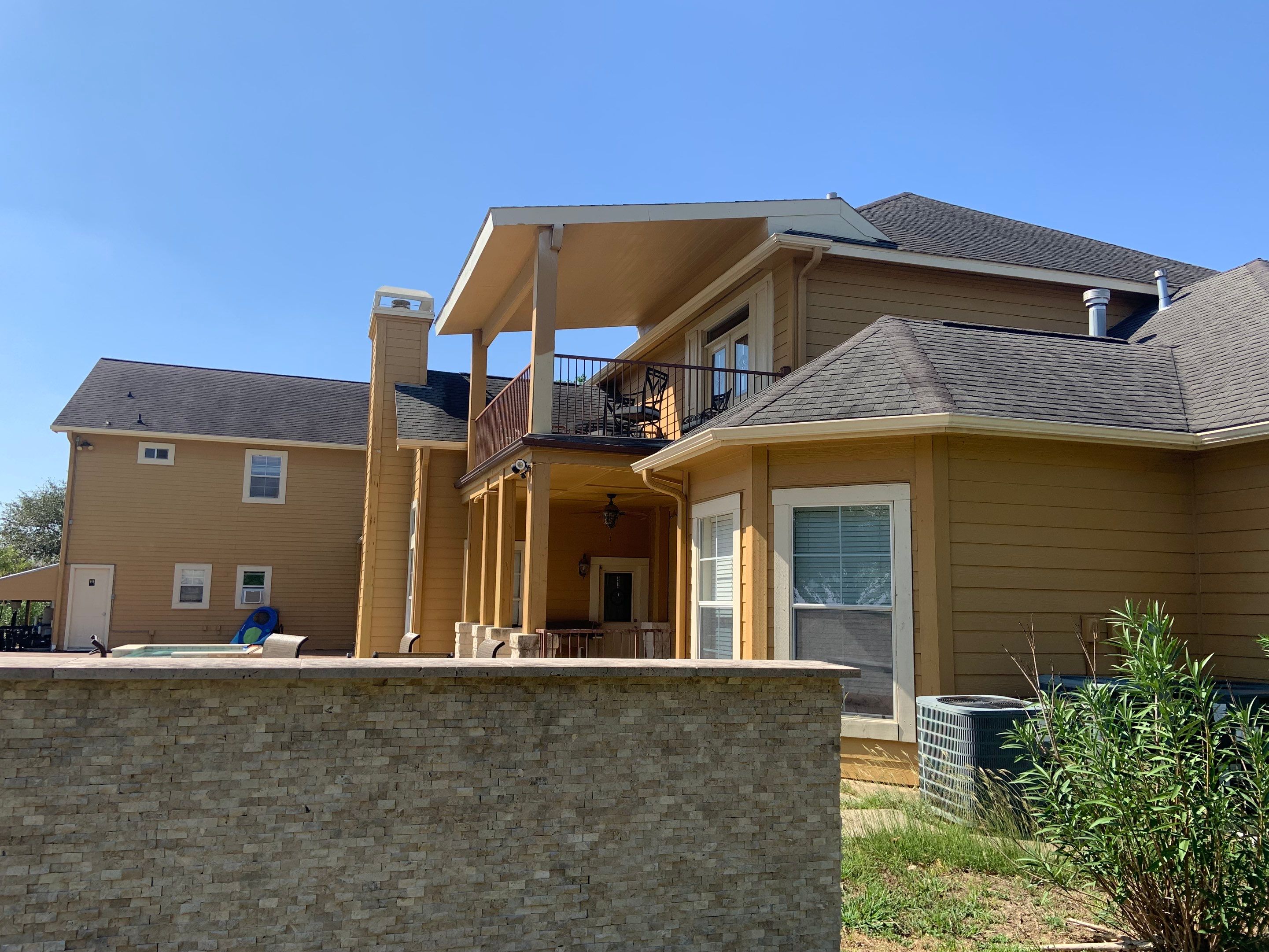 Residential Roofing Installation using Owen's Corning Duration (Lifetime) Shingles by Roof Repair Company