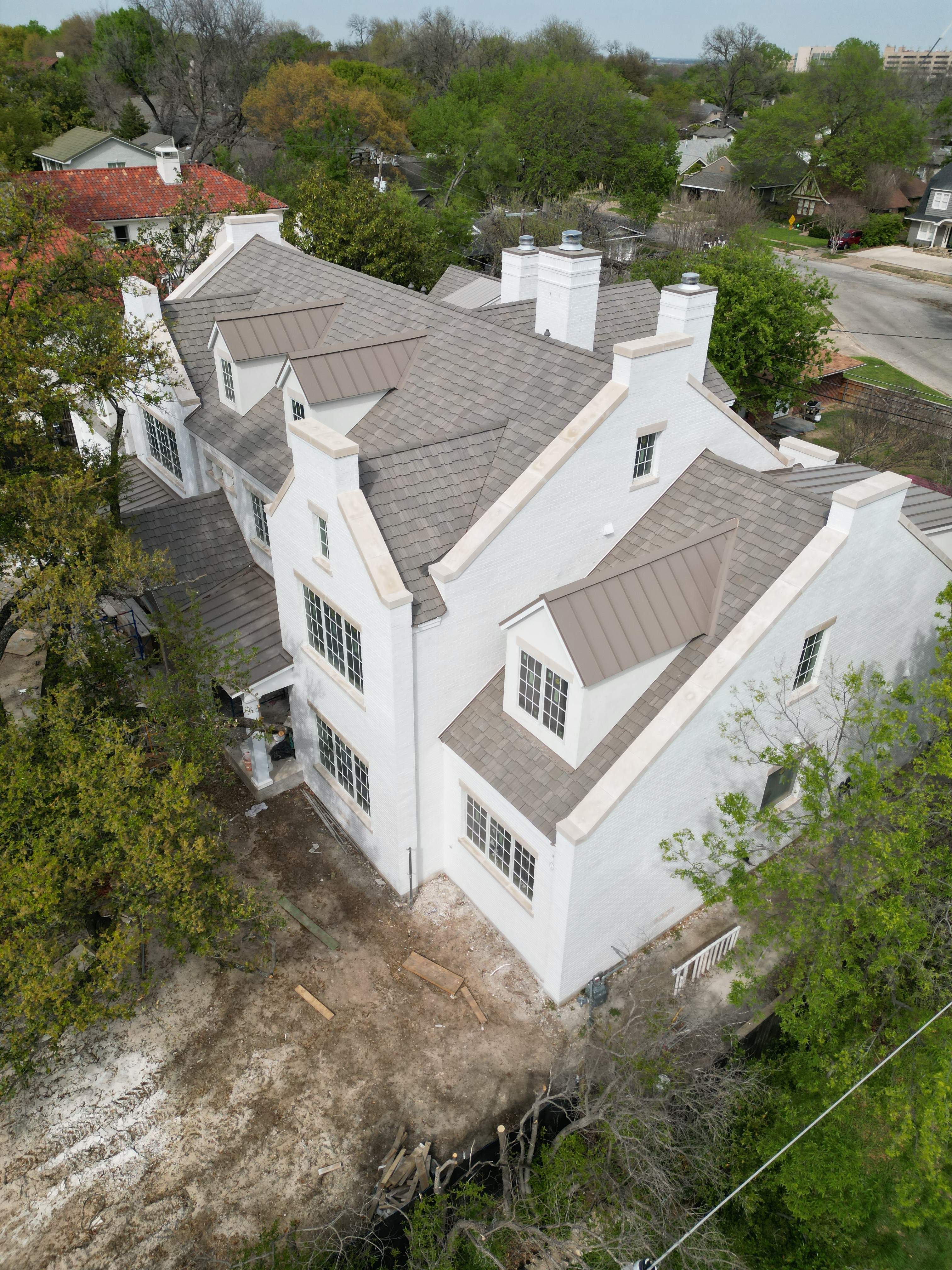 Residential Roofing Installation using DaVinci Multi Width Shake by Harvey Roofing & Construction