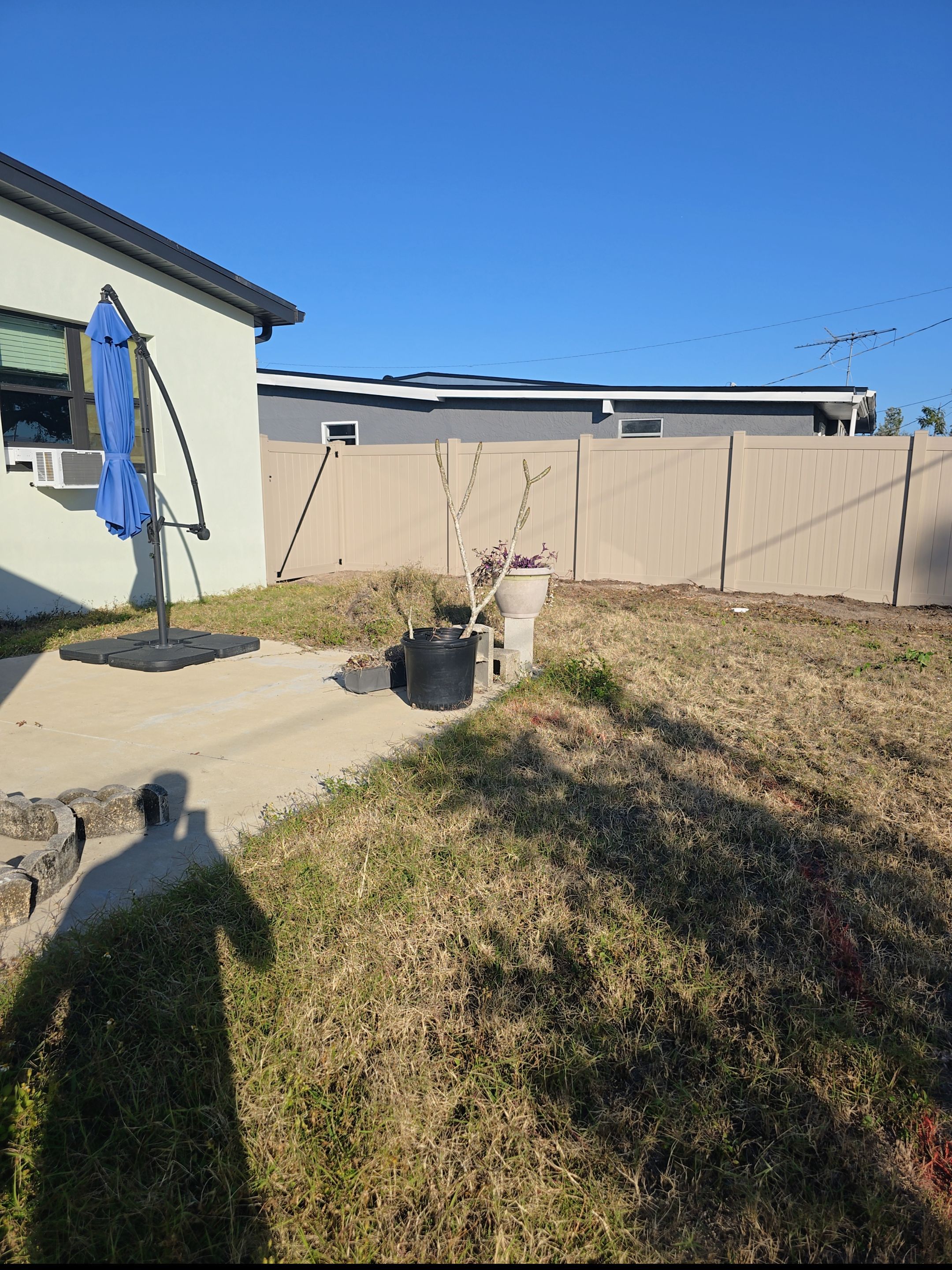 Custom Color Vinyl Fence in North Port by True Fence LLC