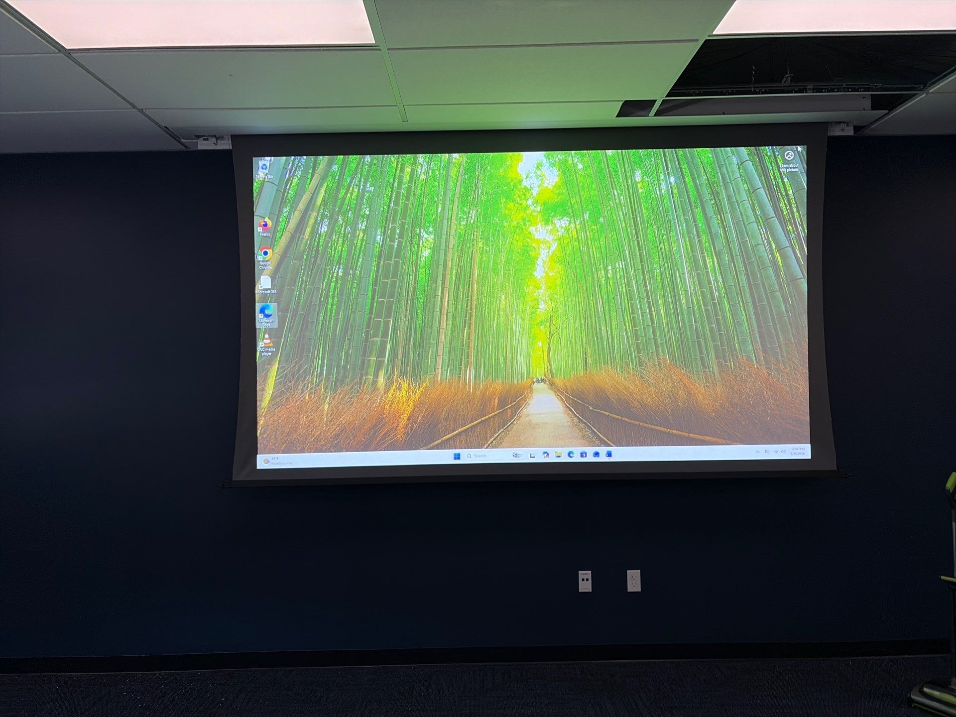 Commercial AV Integration and Network Infrastructure for Lebanon Facility by Techkinect
