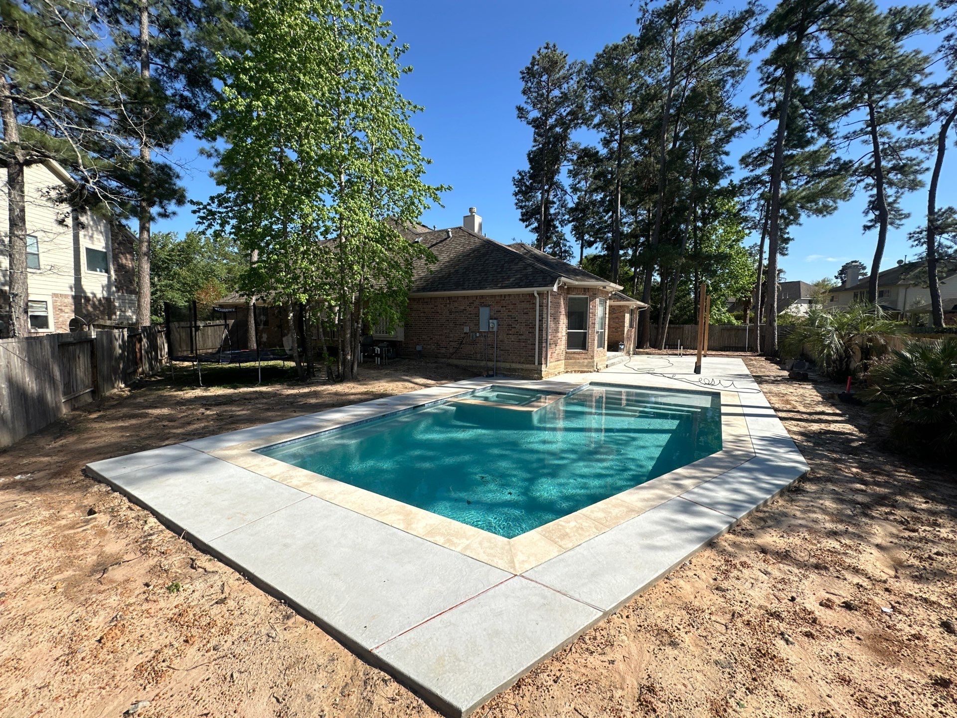 Pool, Patio Cover and Summer Kitchen in Sterling Ridge by SophAlx LLC