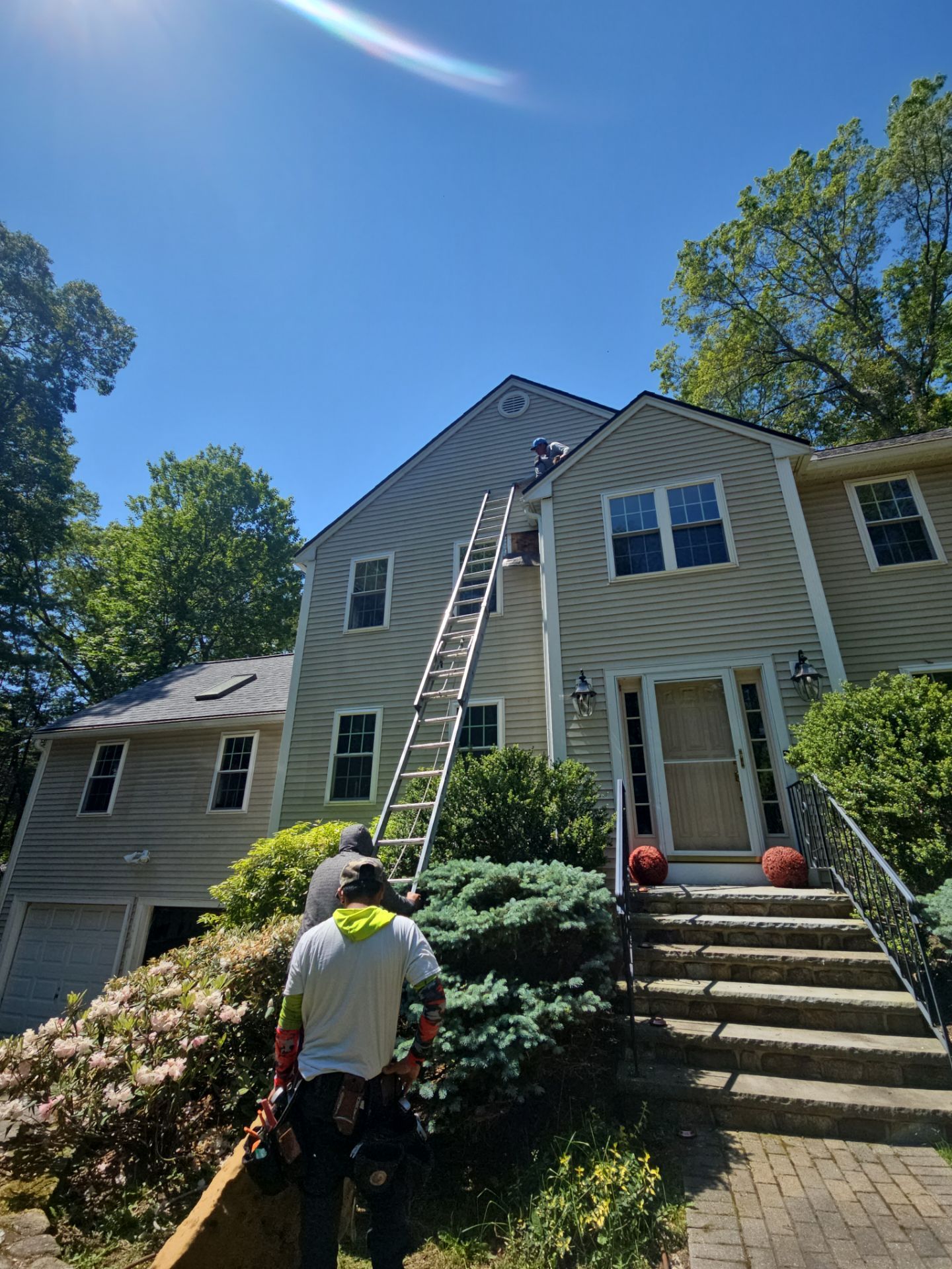 Leak Repair & Gutter Replacement in Chelmsford, MA by Mighty Dog Roofing of Greater Middlesex County