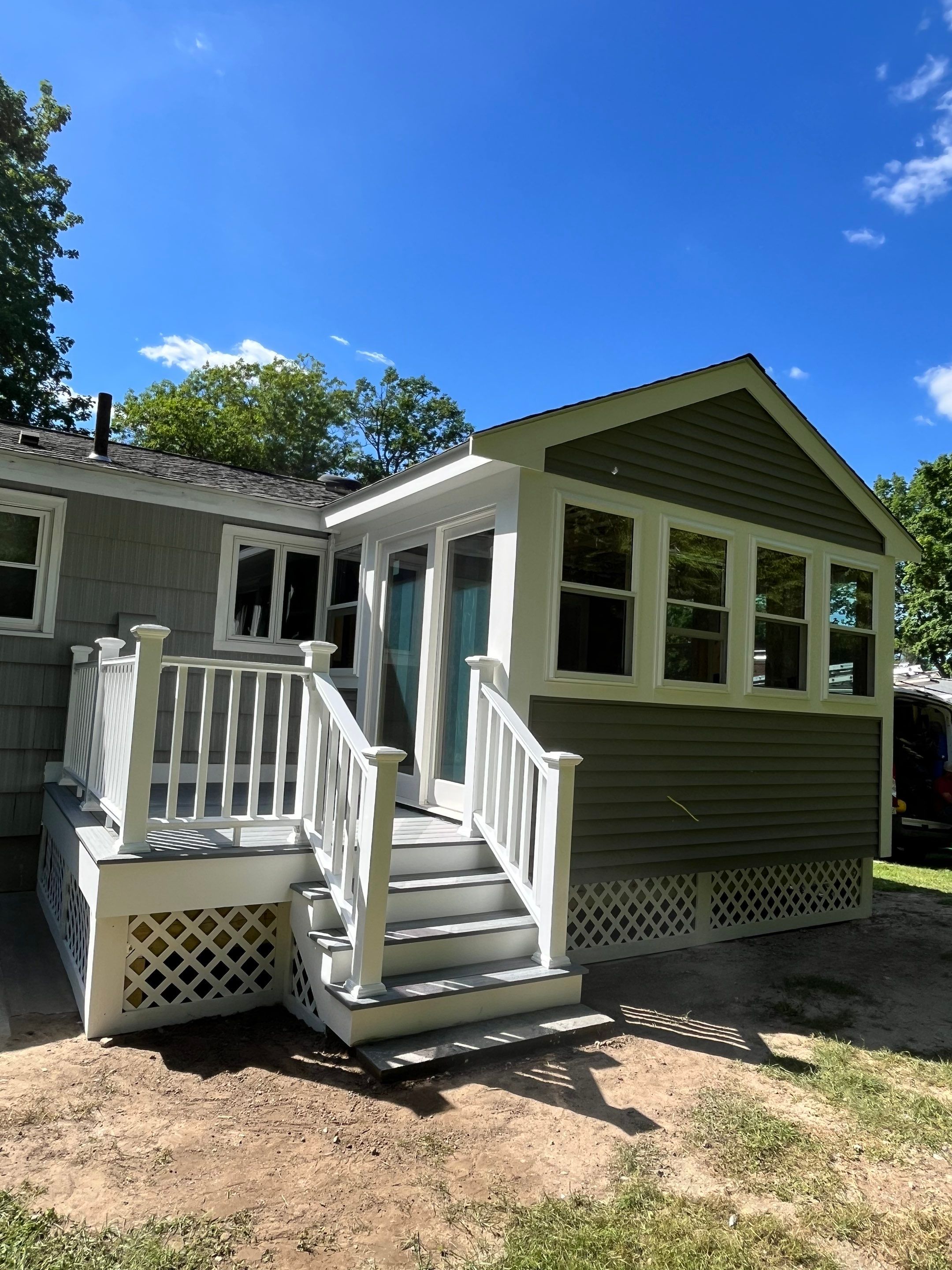 Sunroom in Medfield, MA by Us Propaint And Renovation