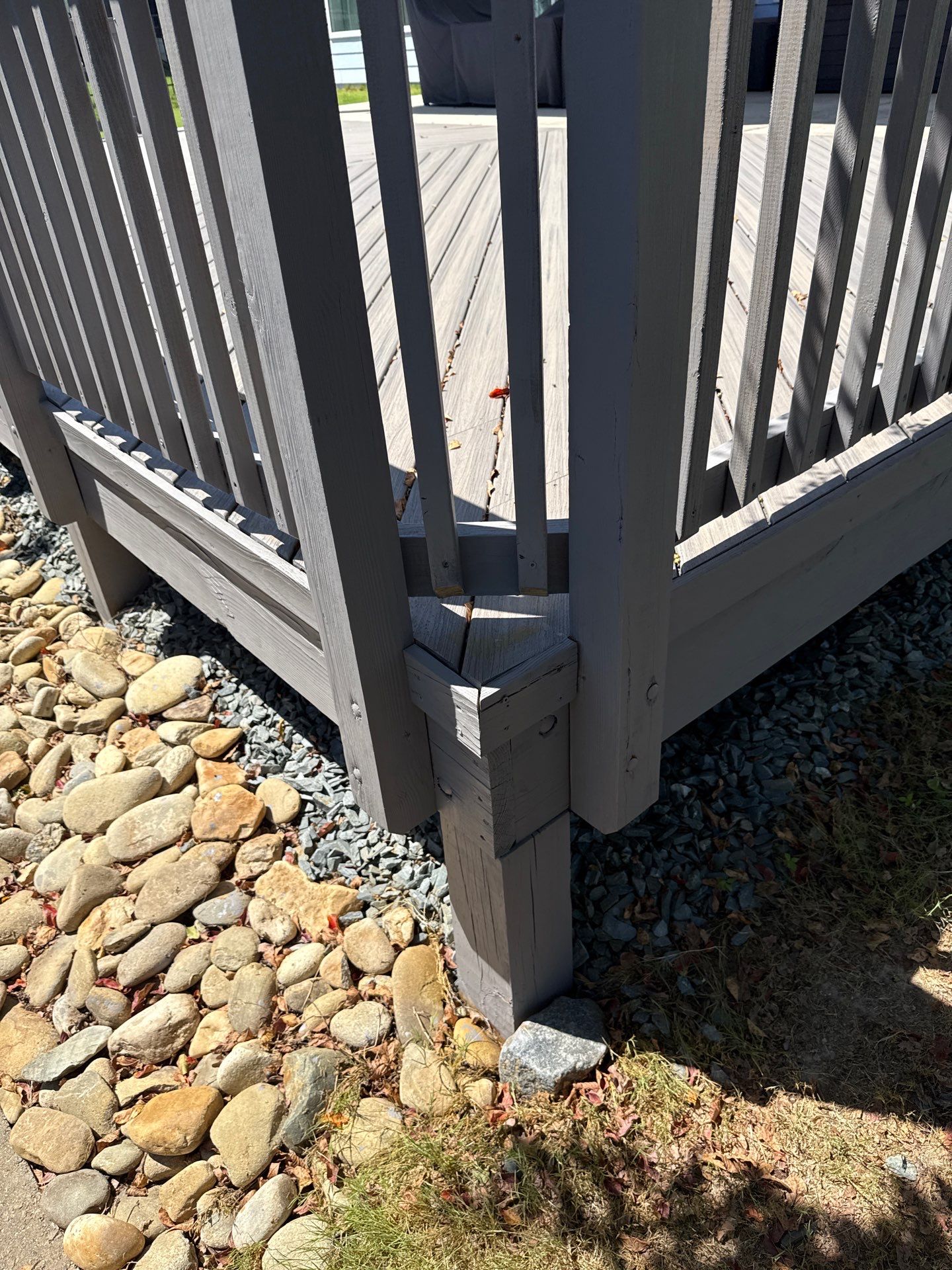 Wood Deck using Wood Stain by DuraSeal