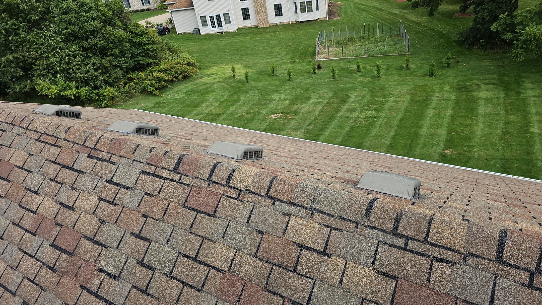 ATLAS PINNACLE COLOR: BLACK SHADOW, DRIP EDGE: BLACK by Eagle Eye Roofing