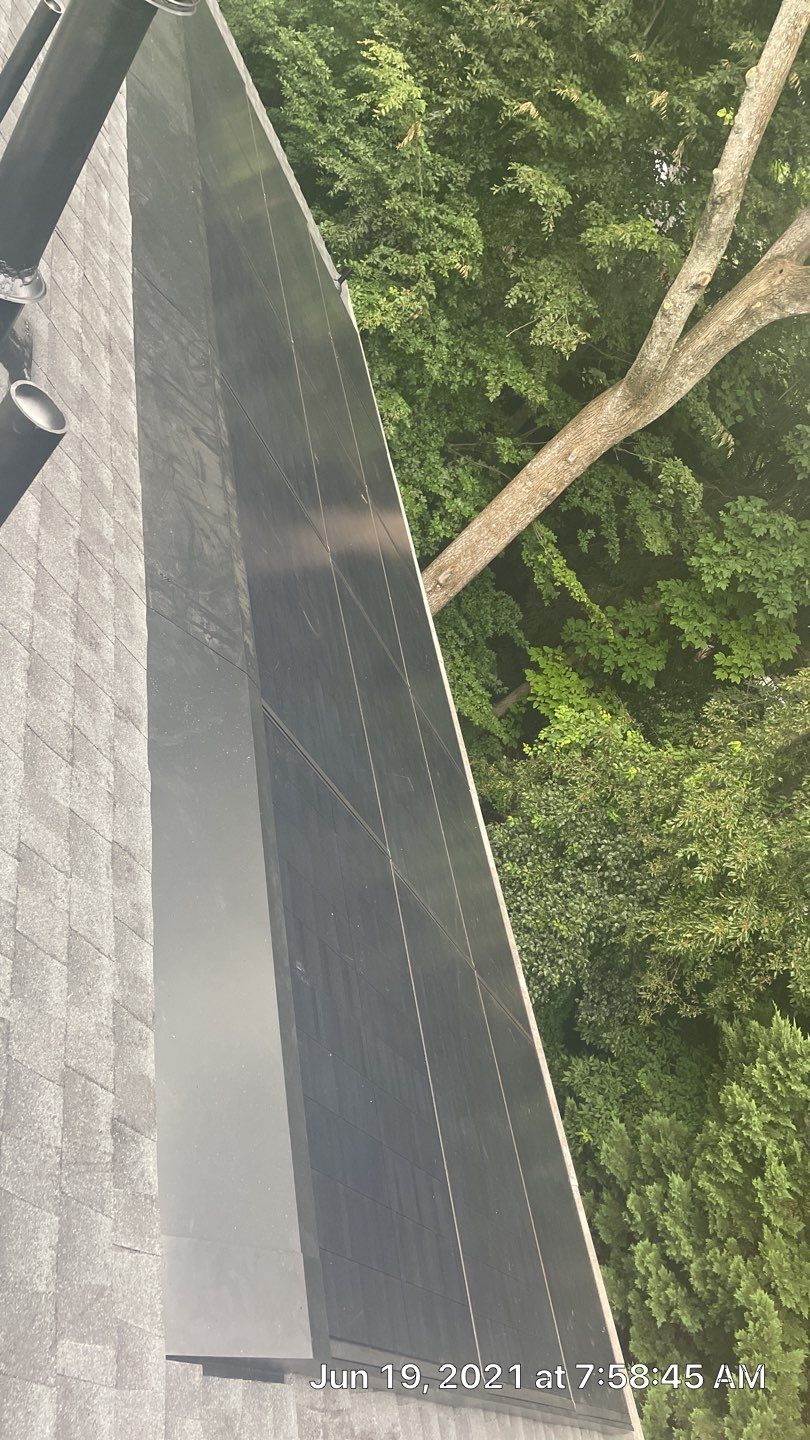 Exterior Home Makeover using GAF Timberline HDZ, GAF Decotech, and James Hardie Siding by American Home Contractors