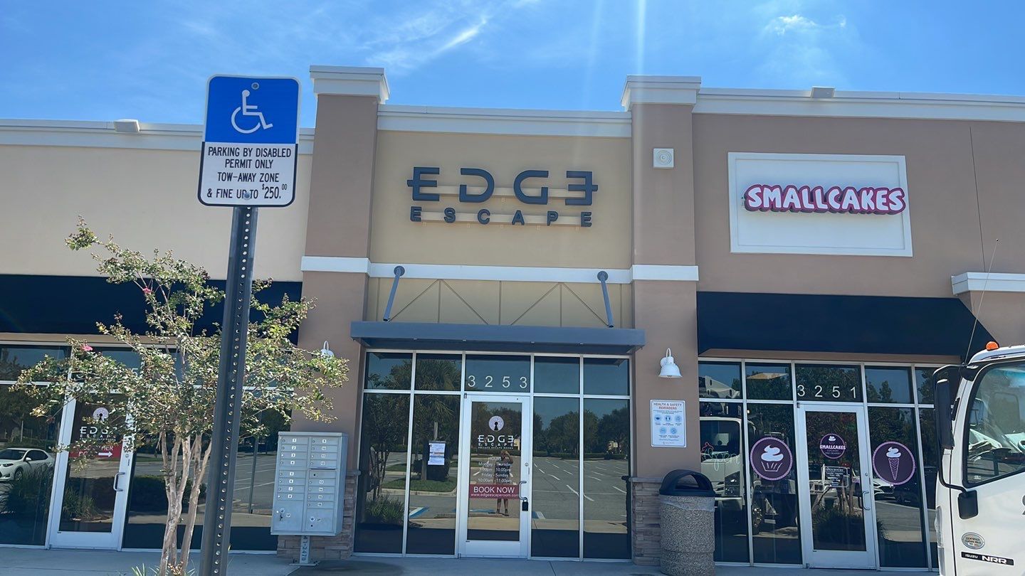 Channel Letter for Edge Escape by SignCrafters