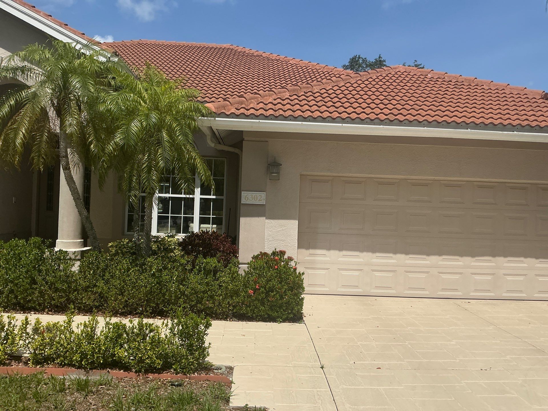 6-inch White Seamless Gutters Installation by Gutter Professors