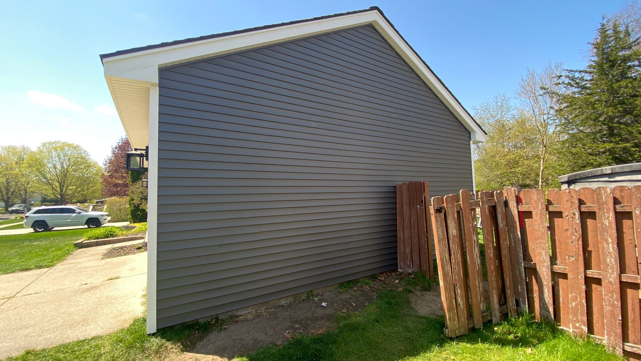 Siding Replacement using CertainTeed Restoration Classis D4 by 180 Contractors
