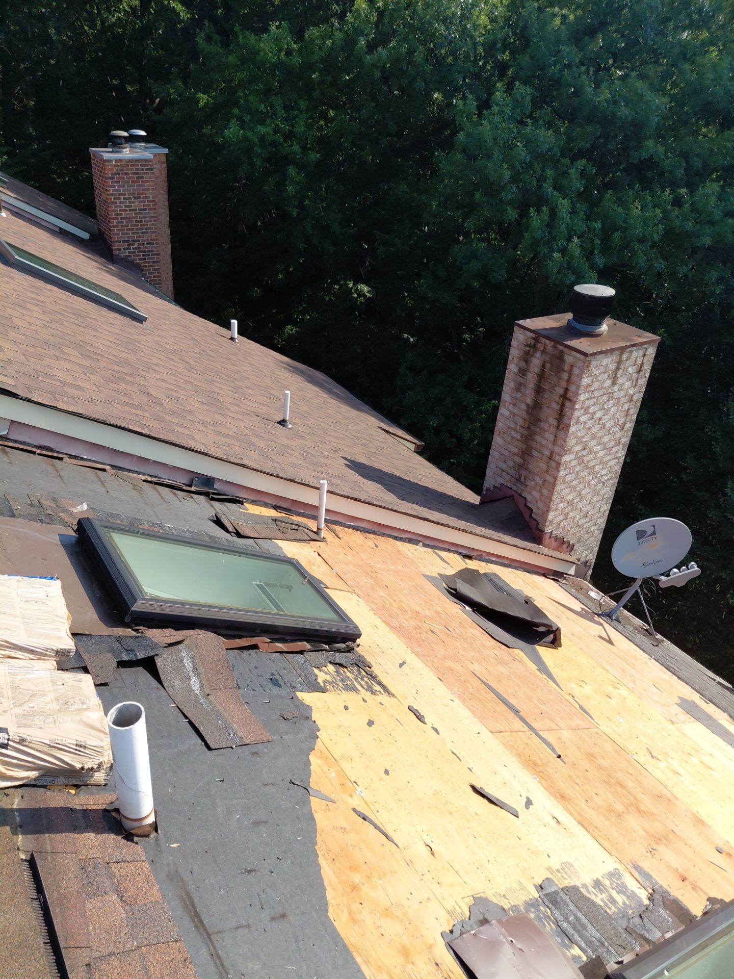 Alexandria: Residential Roof with CertainTeed Landmark Pro in Max Def Burnt Sienna by RM Banning, Inc.
