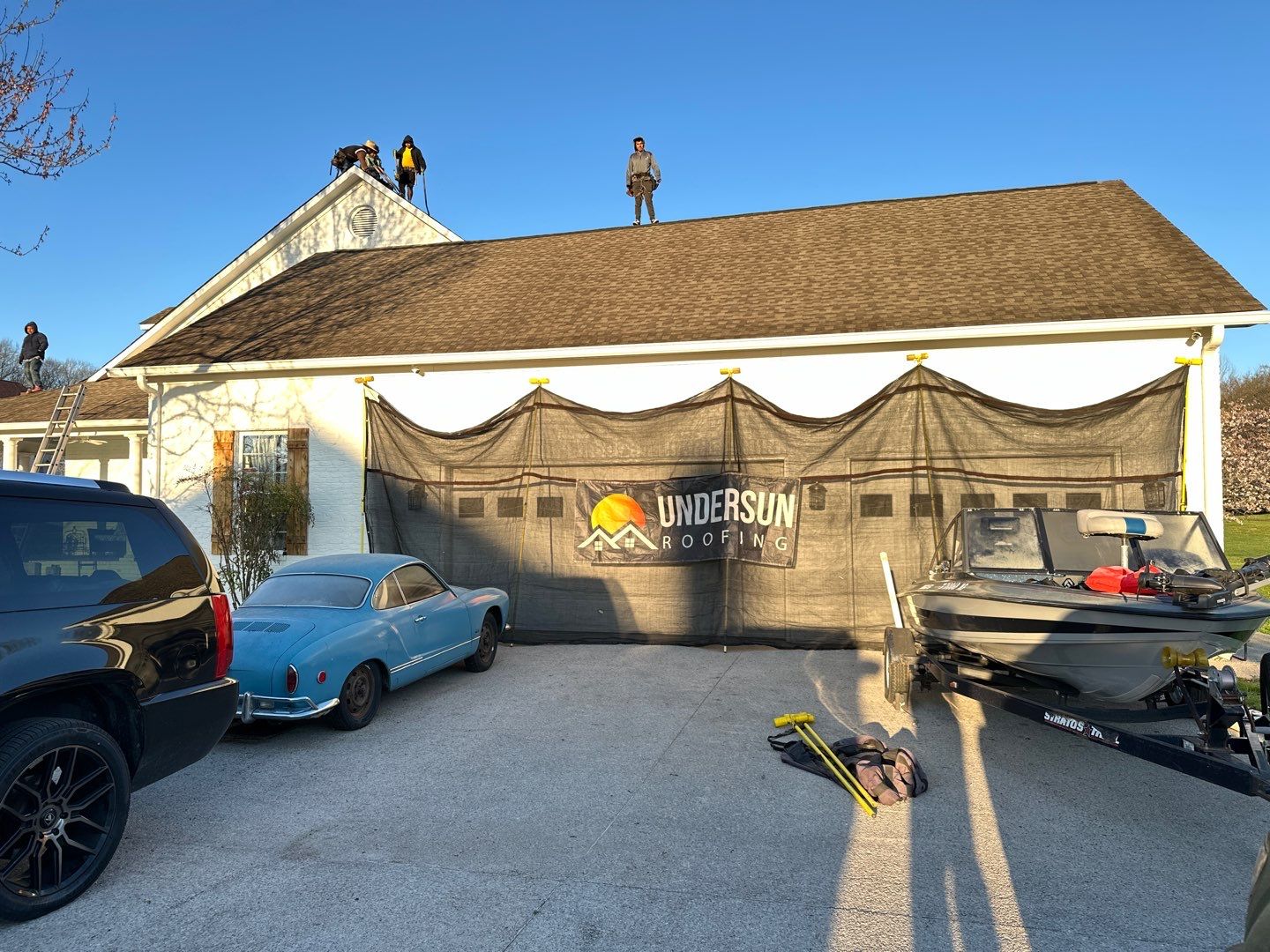 Residential Roofing Installation using GAF Timberline HDZ Charcoal by Undersun Roofing 
