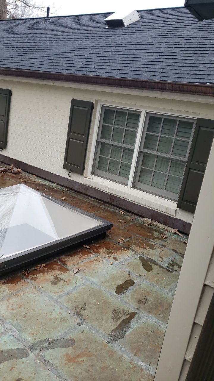 McLean: Certainteed Landmark Pro Designer Shingles in Max Def Charcoal Black by RM Banning, Inc.