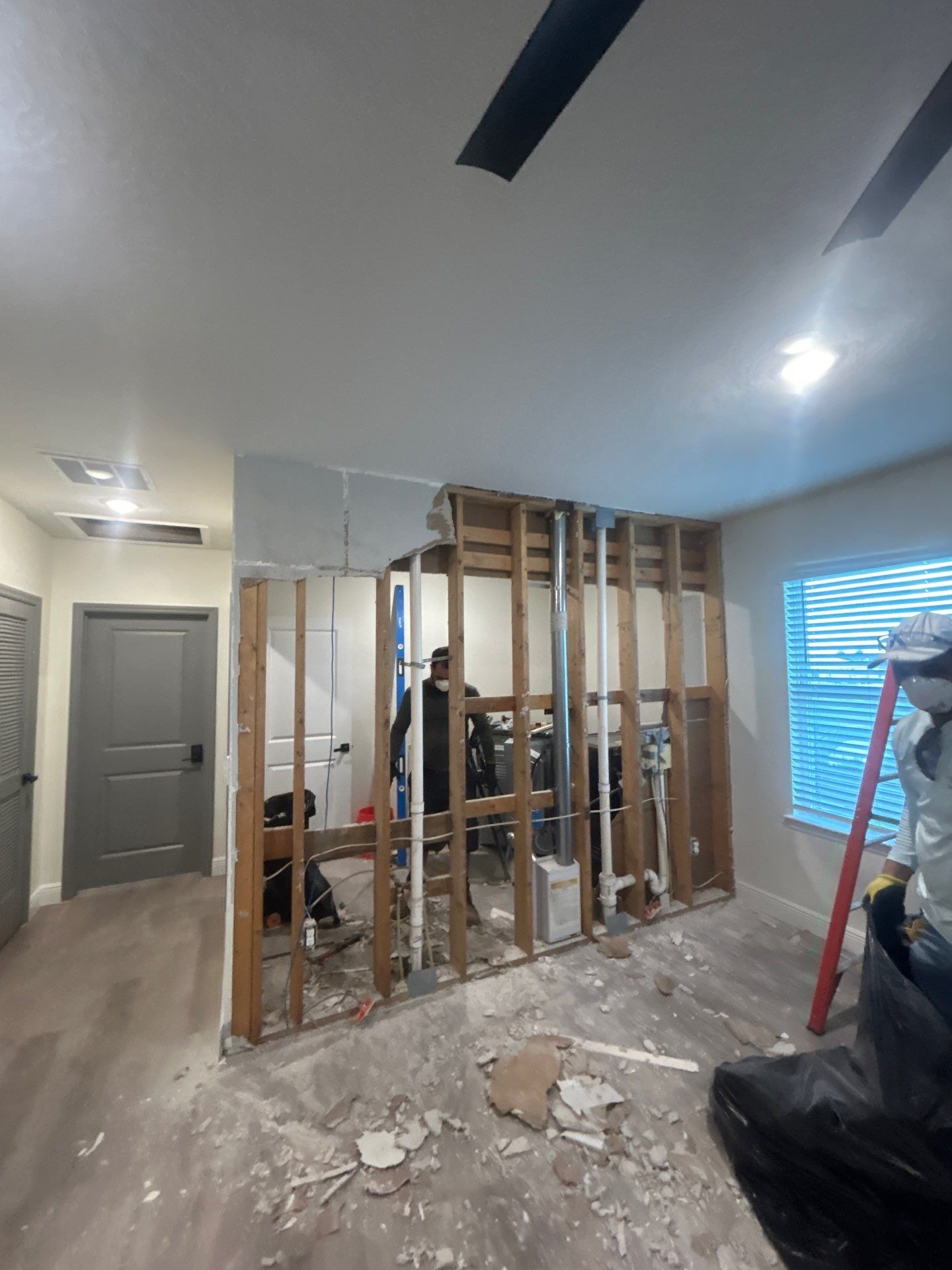 Mold Removal In Bradenton FL by Ampm Restoration Services