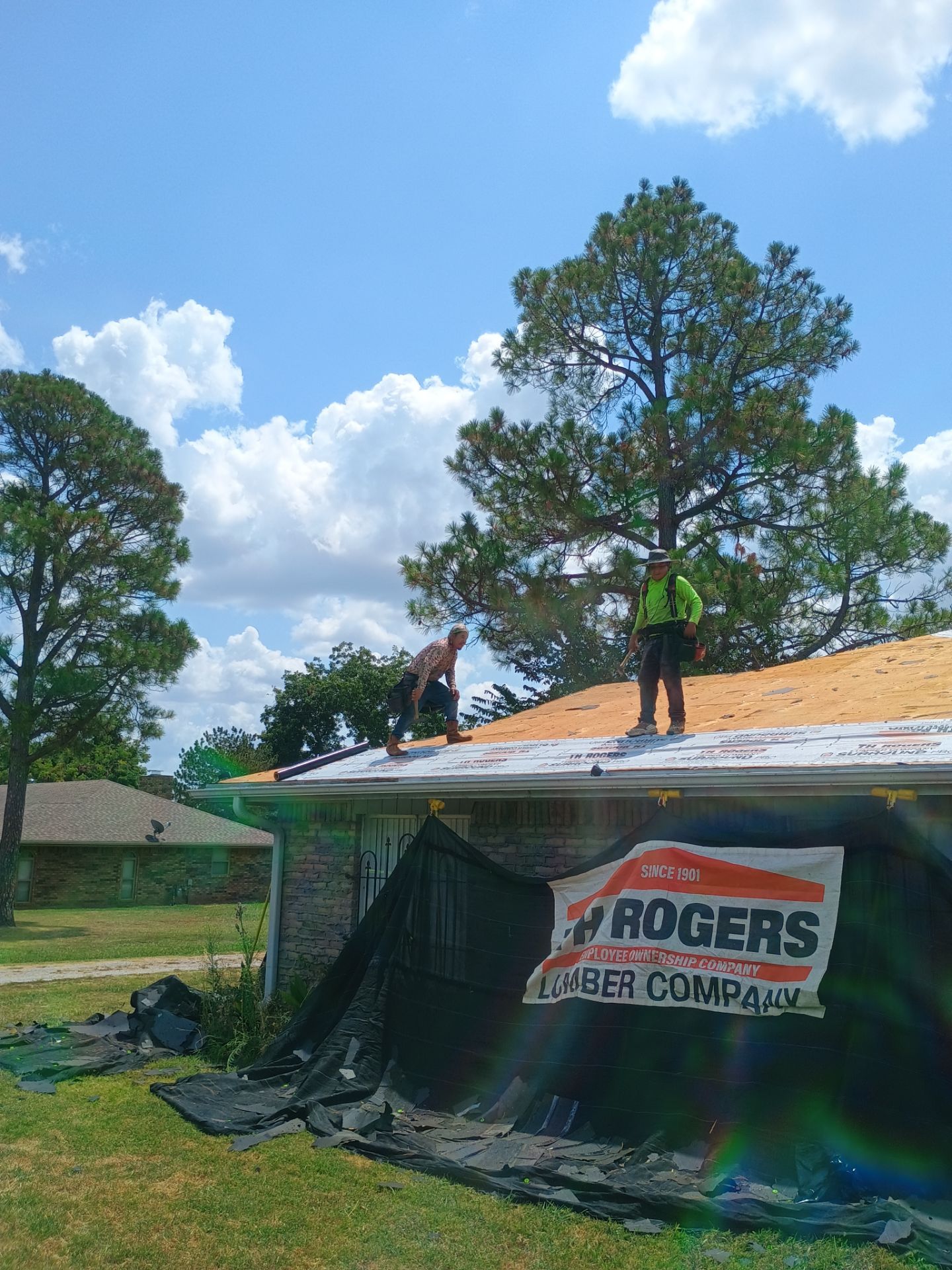 GAF Timberline Architectural Shingle Roof Replacement in Wynnewood by BANA Roofing and Solar Supply