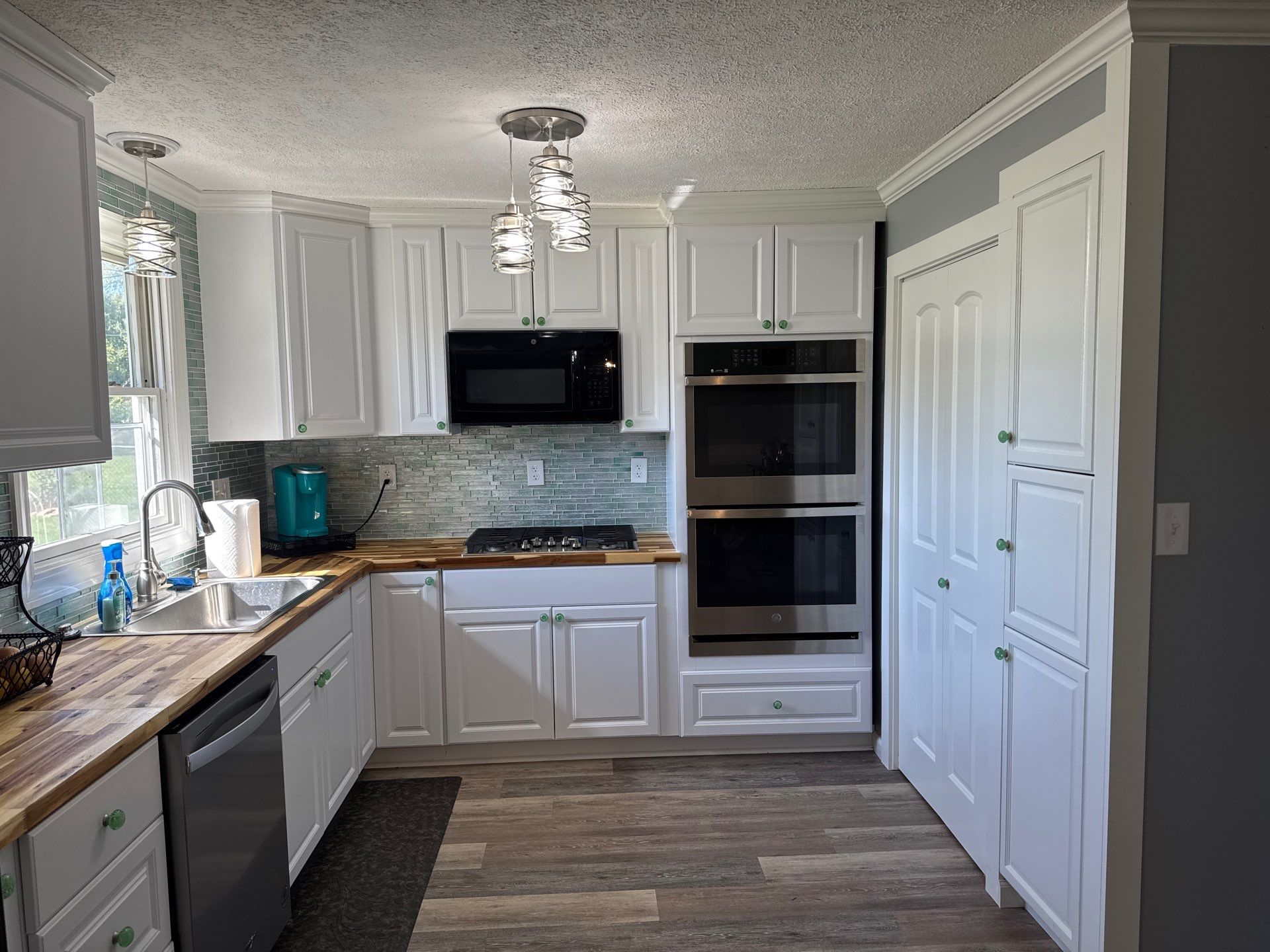 Kitchen / Dining Room Remodel by Farmer Home Solutions
