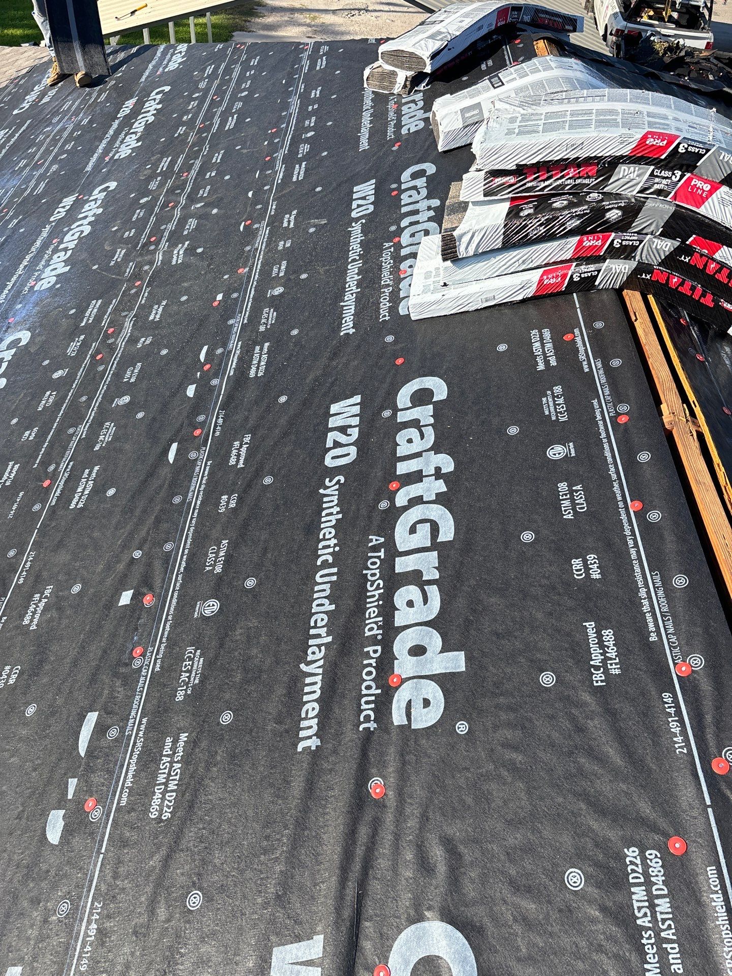 Residential Roofing Installation using Owen's Corning Duration (Lifetime) Shingles by Roof Repair Company
