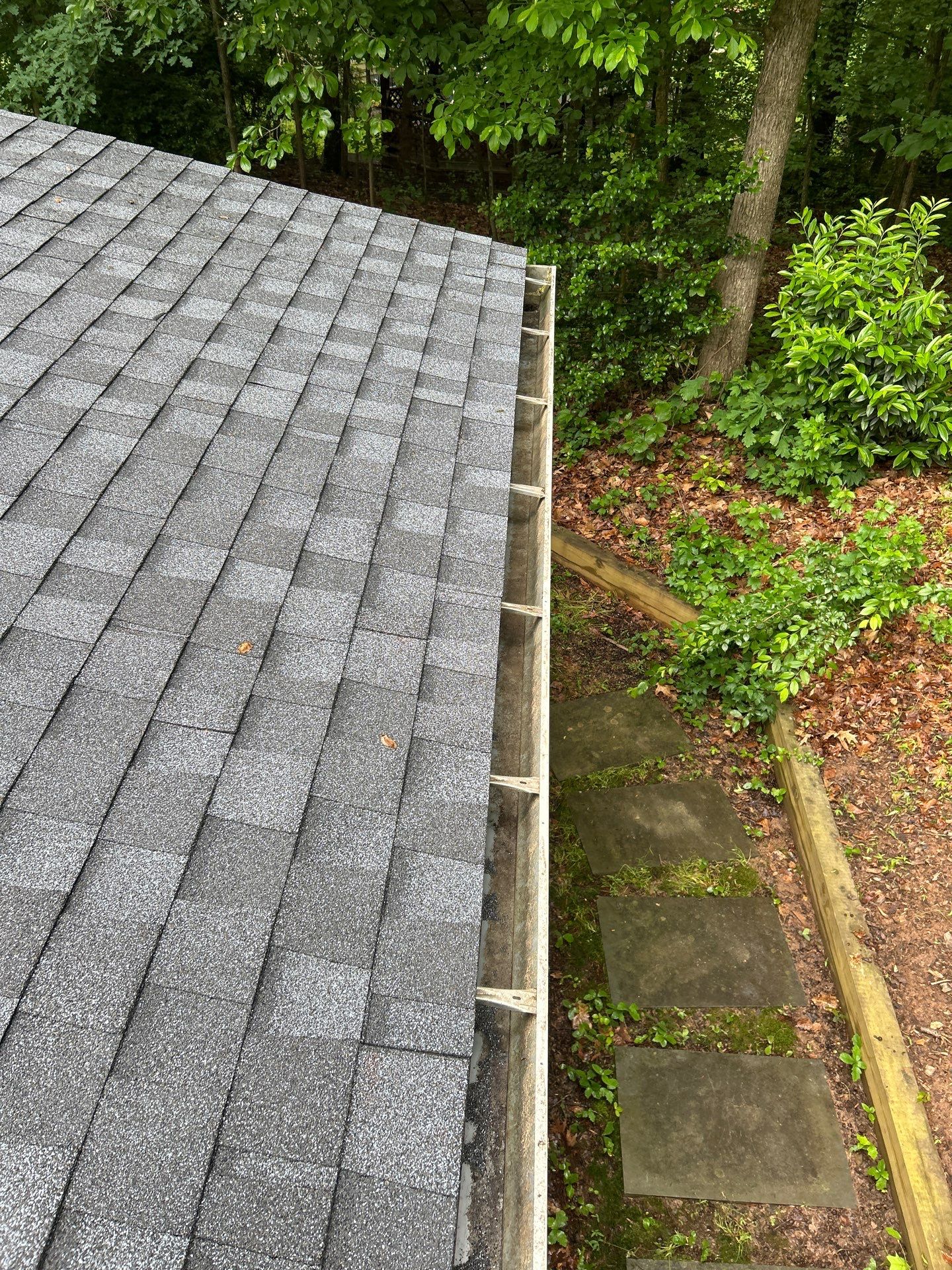 Oakton: Roof Replacement With CertainTeed Landmark Designer Shingles in Pewter by RM Banning, Inc.