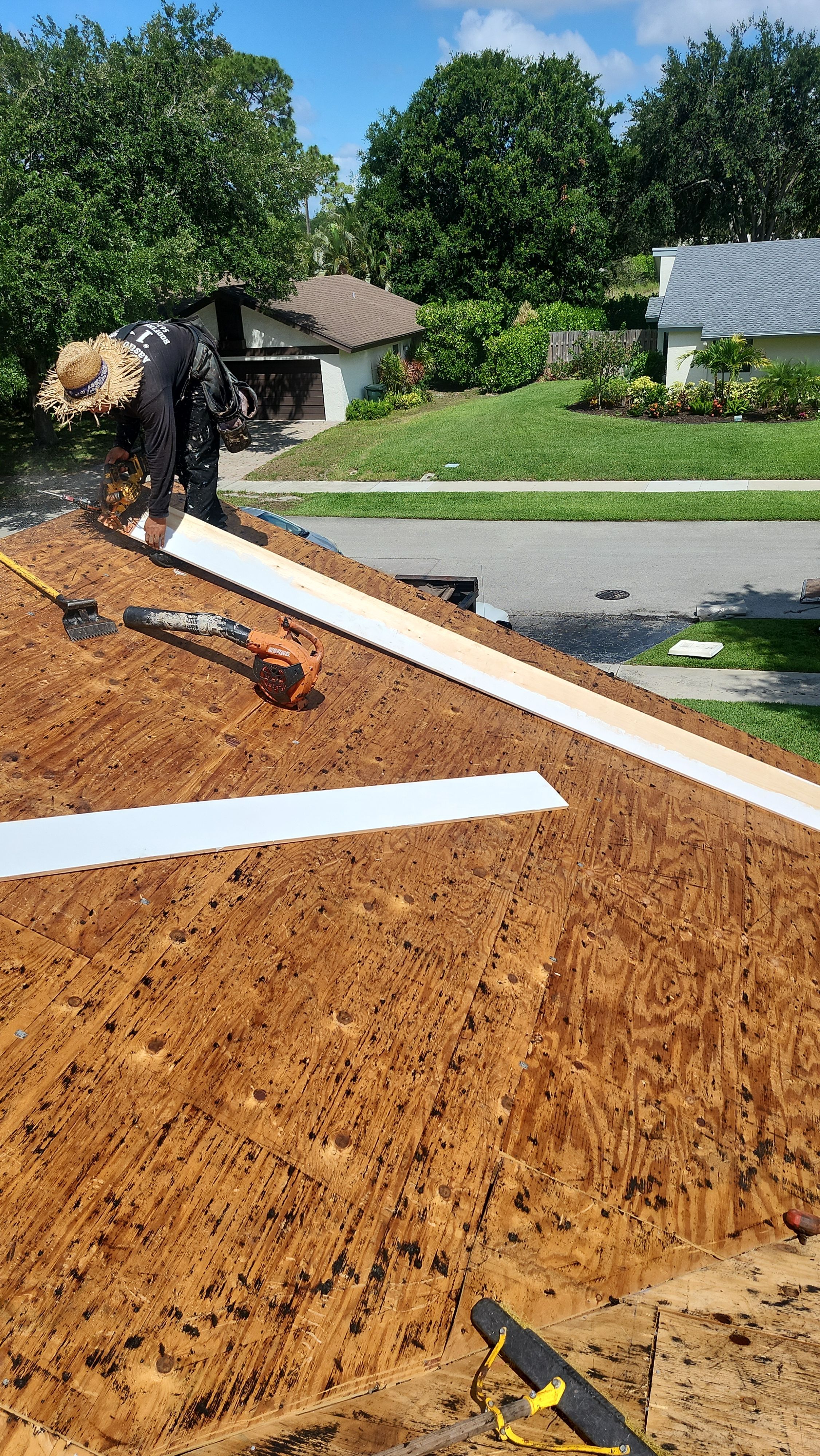 Full Shingle Roof Replacement and Fascia Repair in Boca Raton by Aastro Roofing