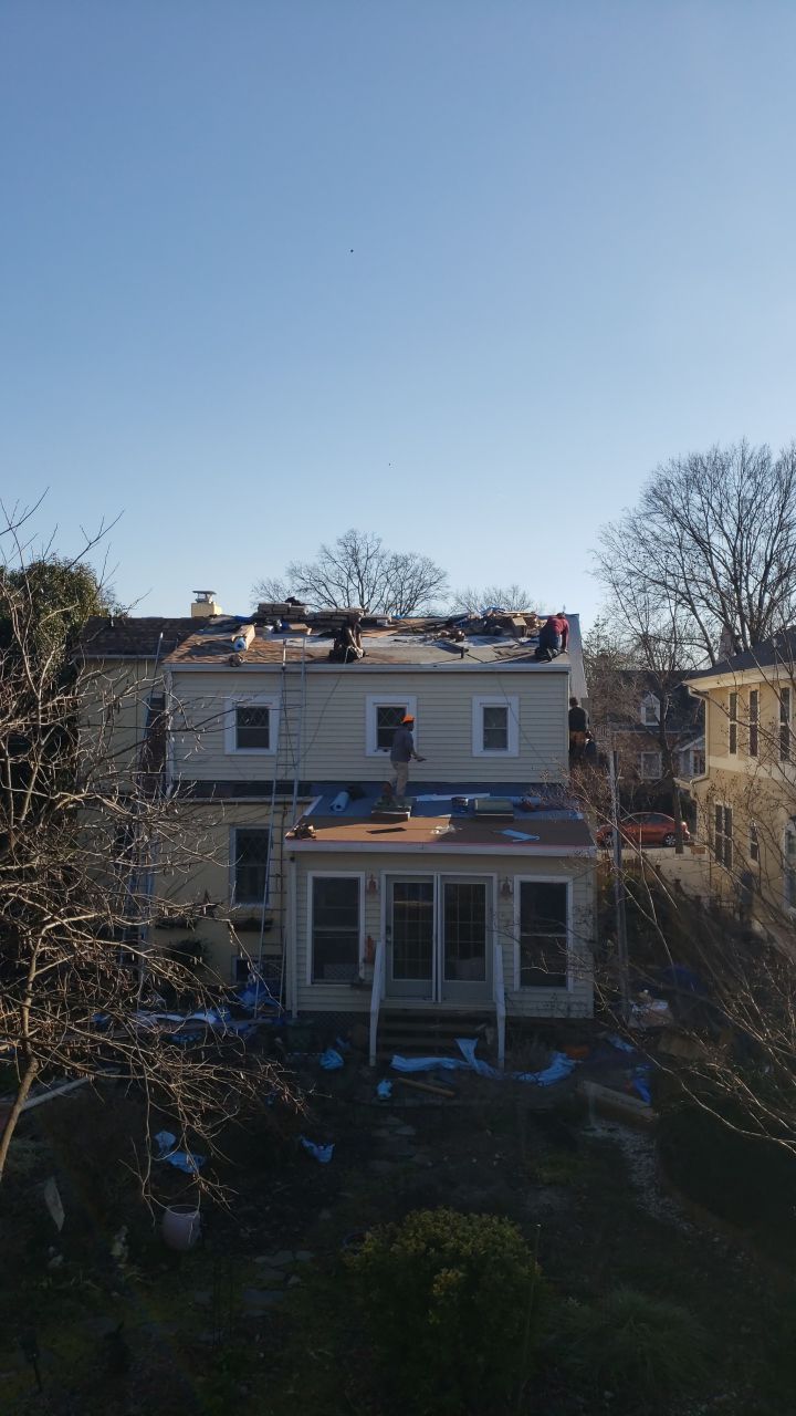 Alexandria Landmark Pro MD Resawn Shake/Flintlastic SA Project by RM Banning, Inc.