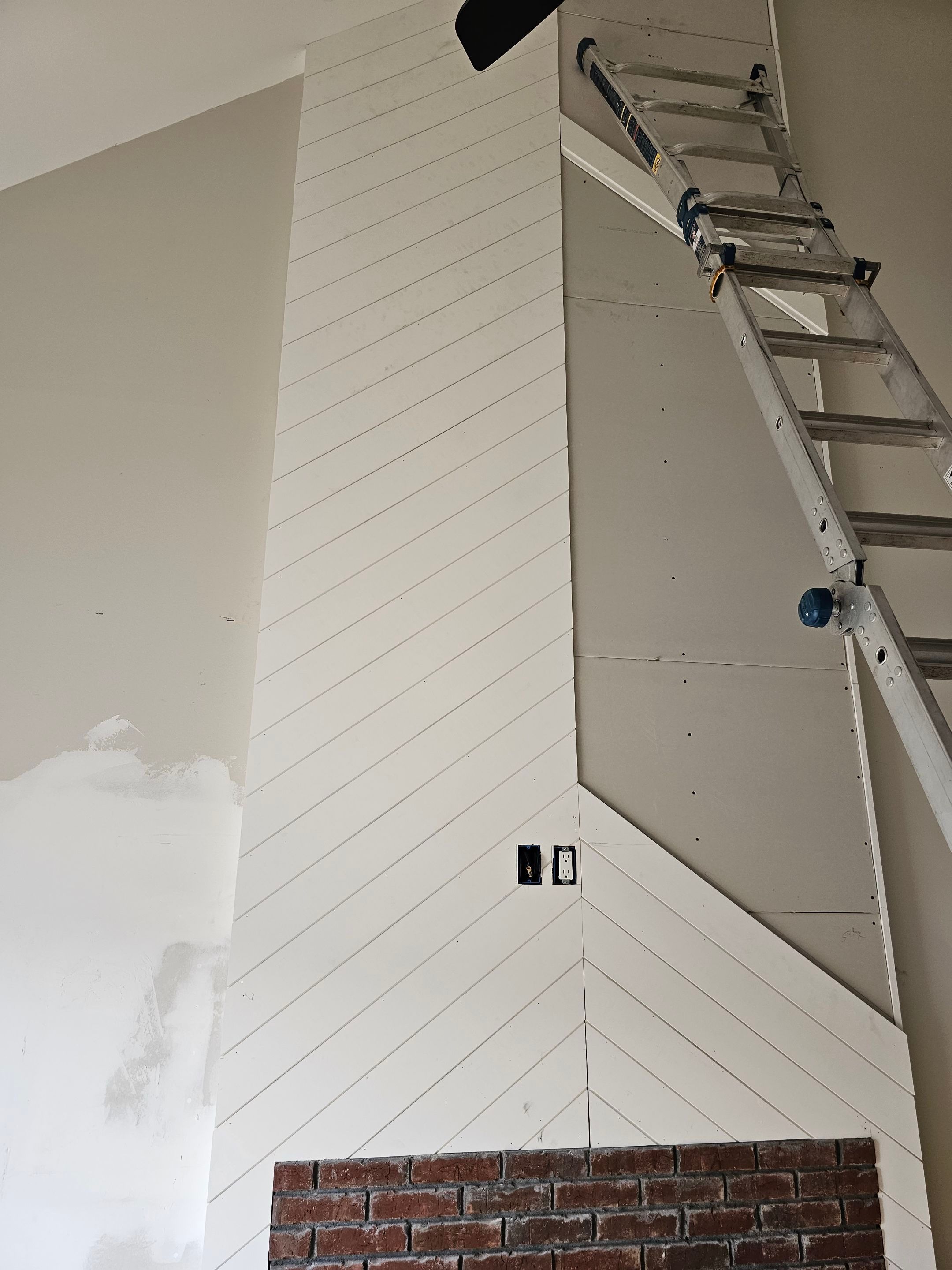 Ridgeway Parc - Chimney Buildout by Pillar and Pine