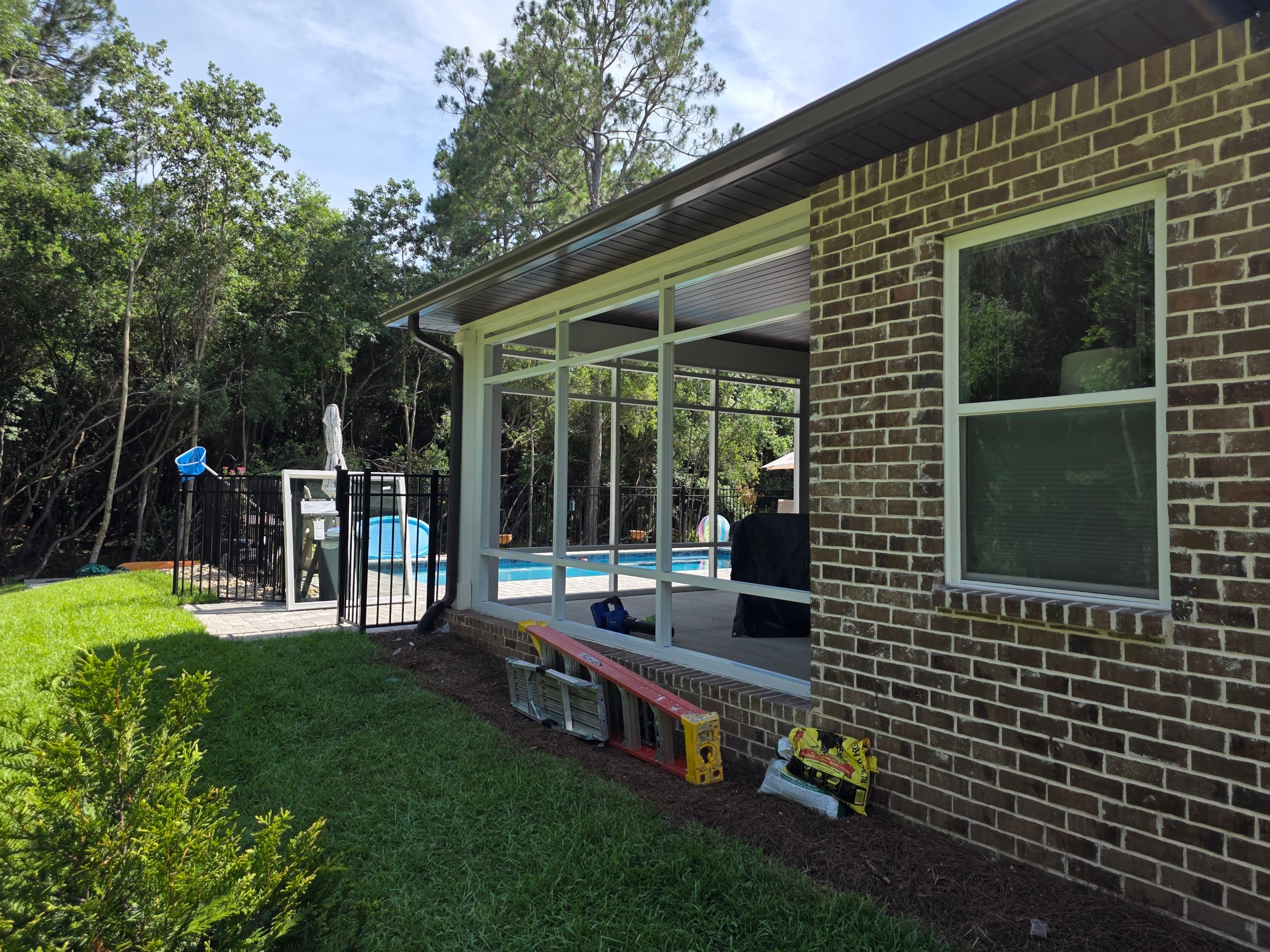 Glass Room in Navarre by Titan Sunrooms