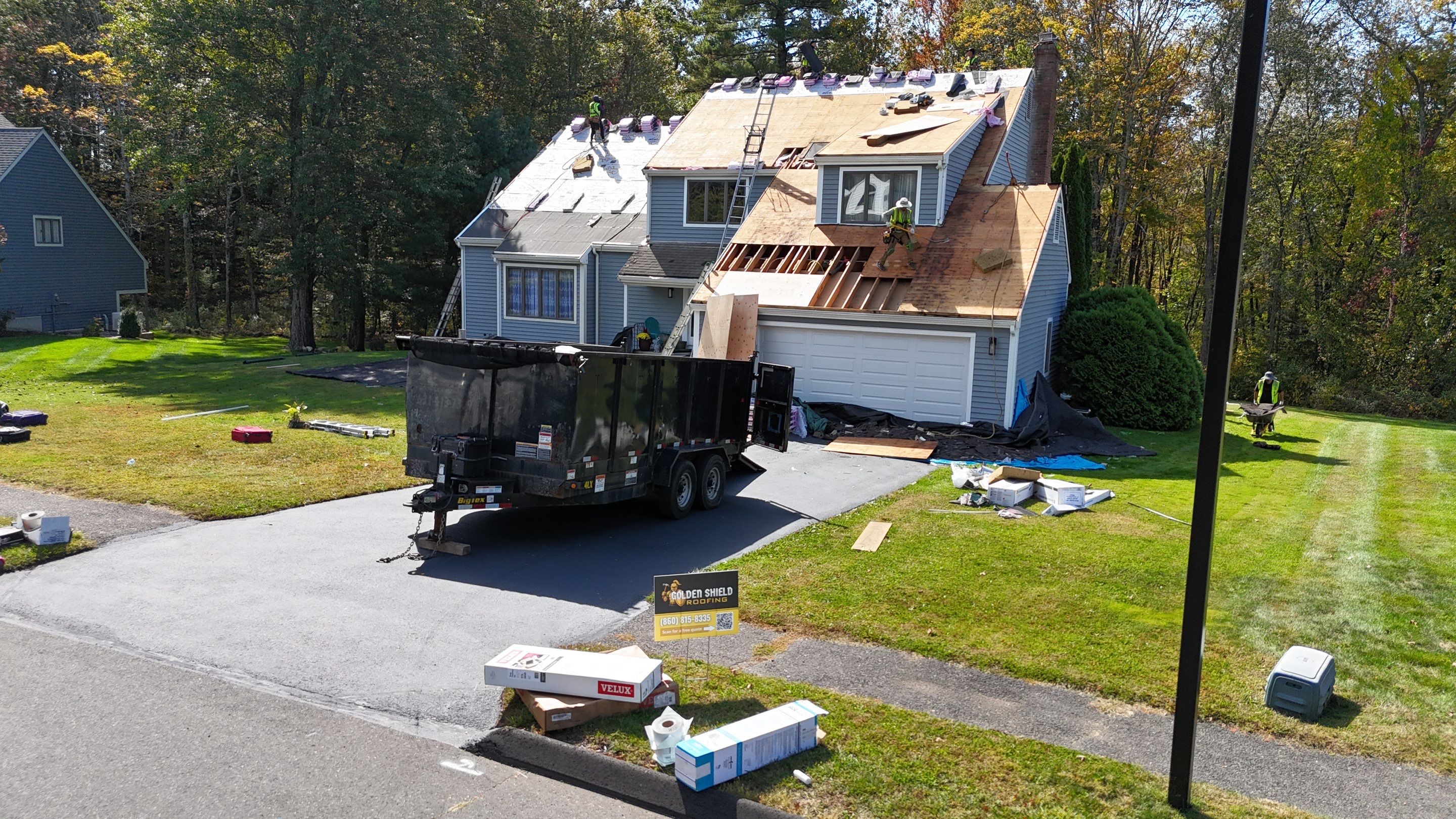 Owens Corning Duration: Onyx Black in Farmington, Connecticut by Golden Shield Roofing