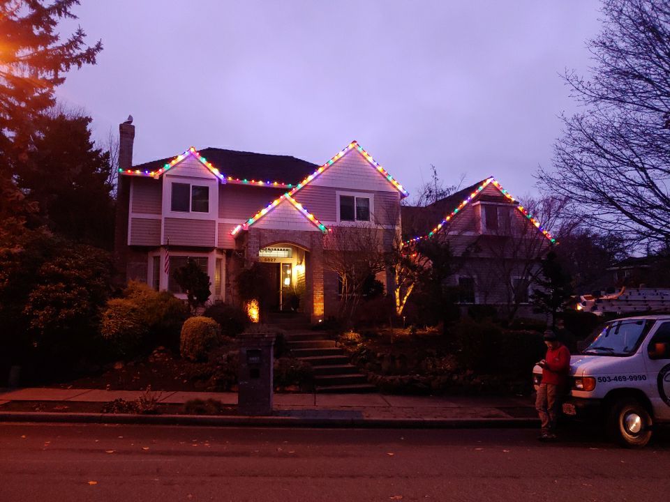 Holiday Lighting using C9 Opaque LEDs by Paul Schopp