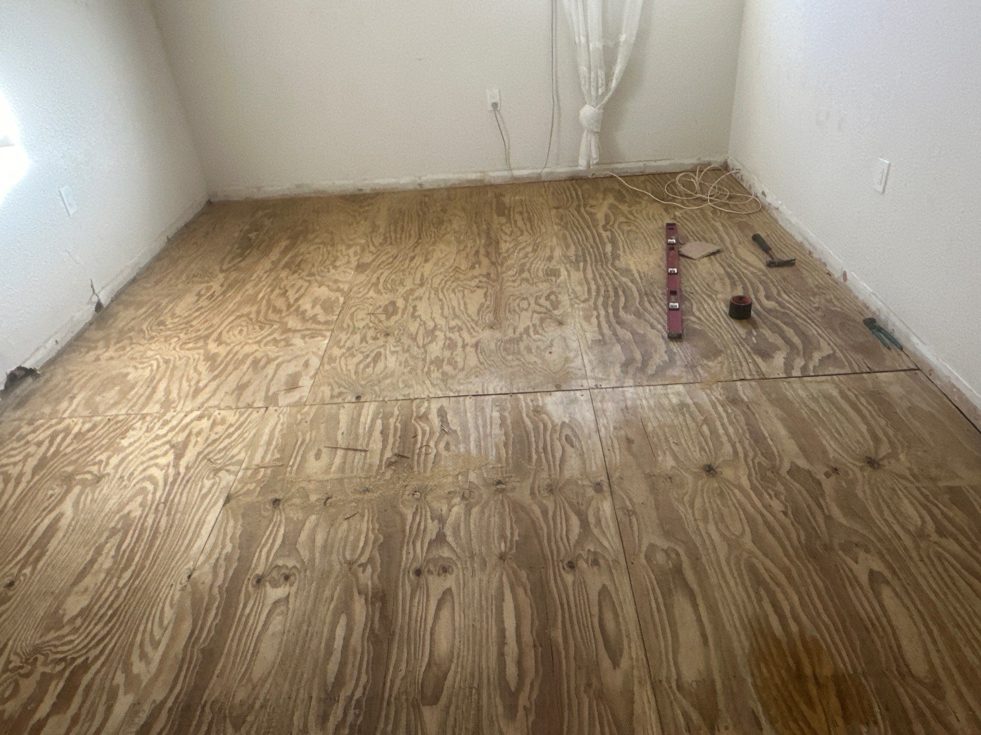 Subfloor Repairs & Flooring Installation by Axtra Hand