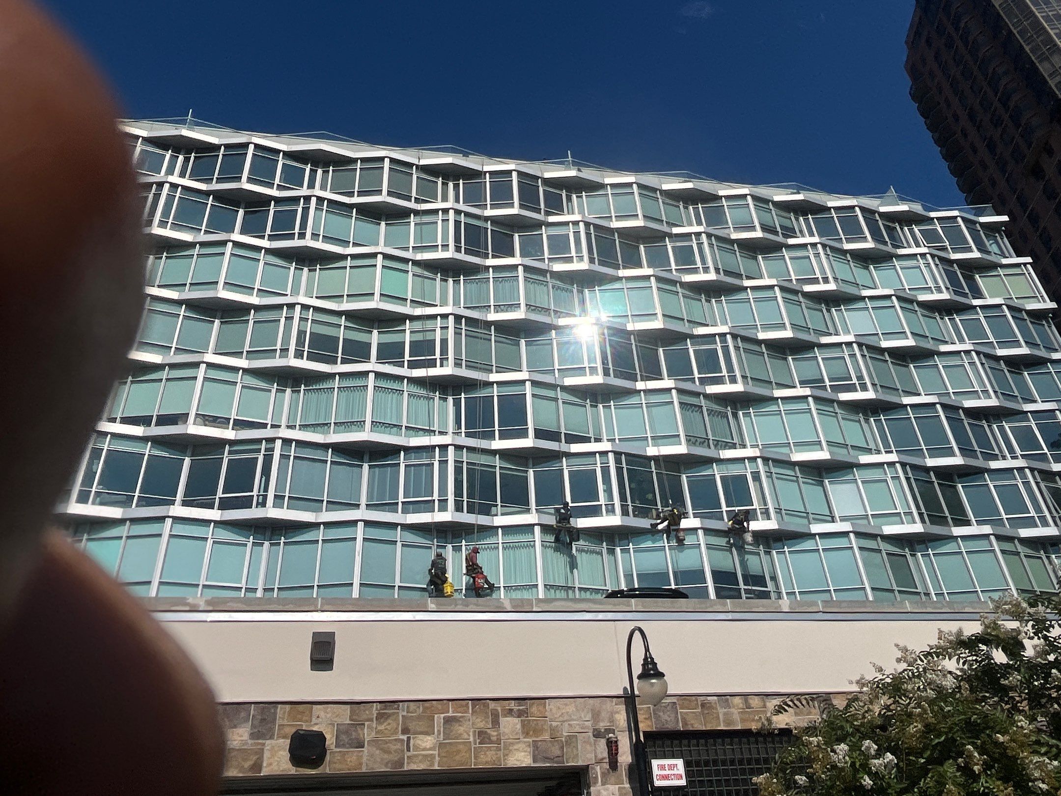 Commercial Window Cleaning in Edgewater, NJ by Clearview Washing