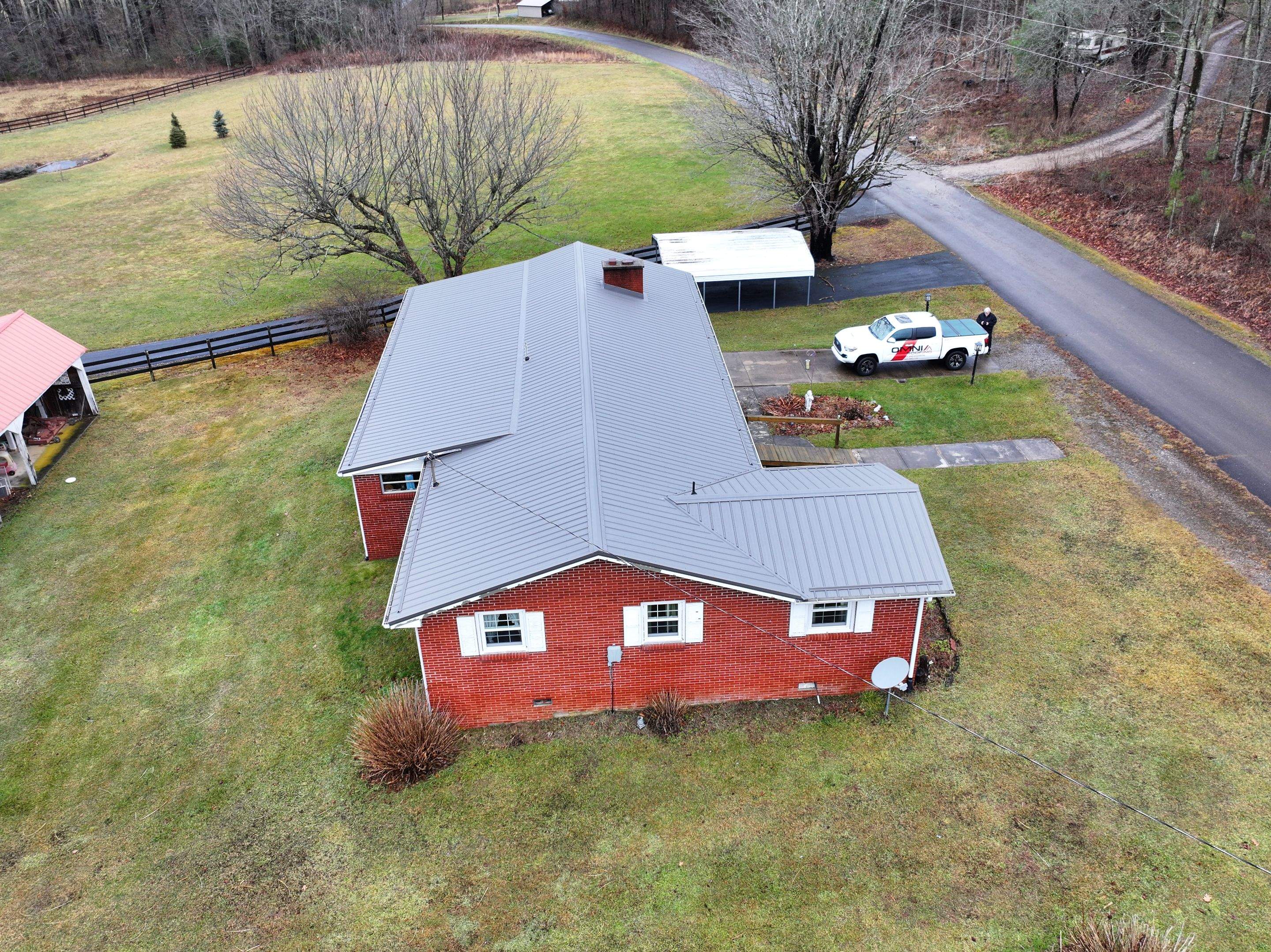 Schofield Residence by Omnia Roofing