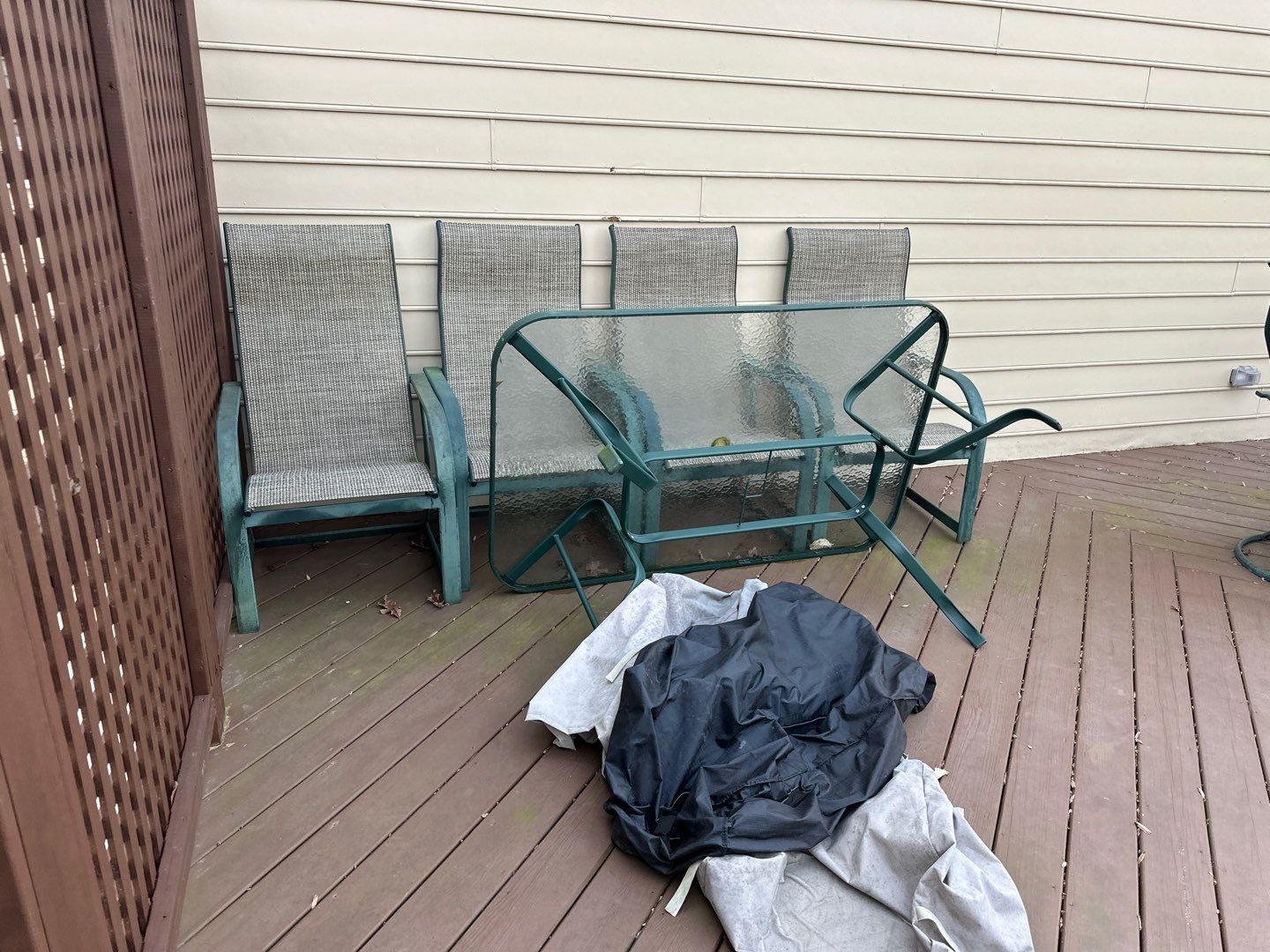 Coated Deck using AcryFin by DuraSeal