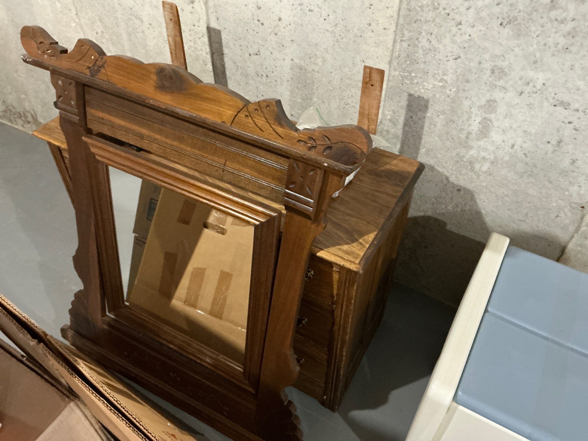 Glen Ellyn by The Junkluggers of Chicago NW Suburbs