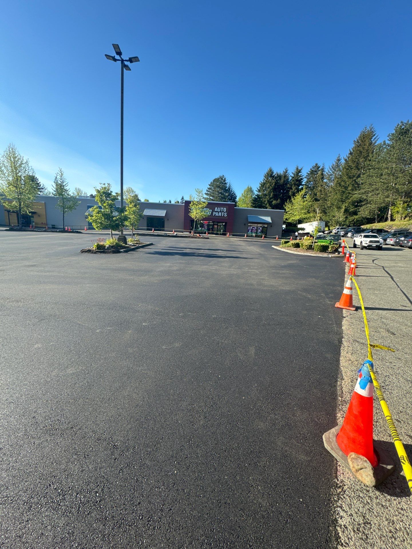 Colliers - Woodinville New Asphalt Parking Lot by Jireh Asphalt & Concrete Inc 