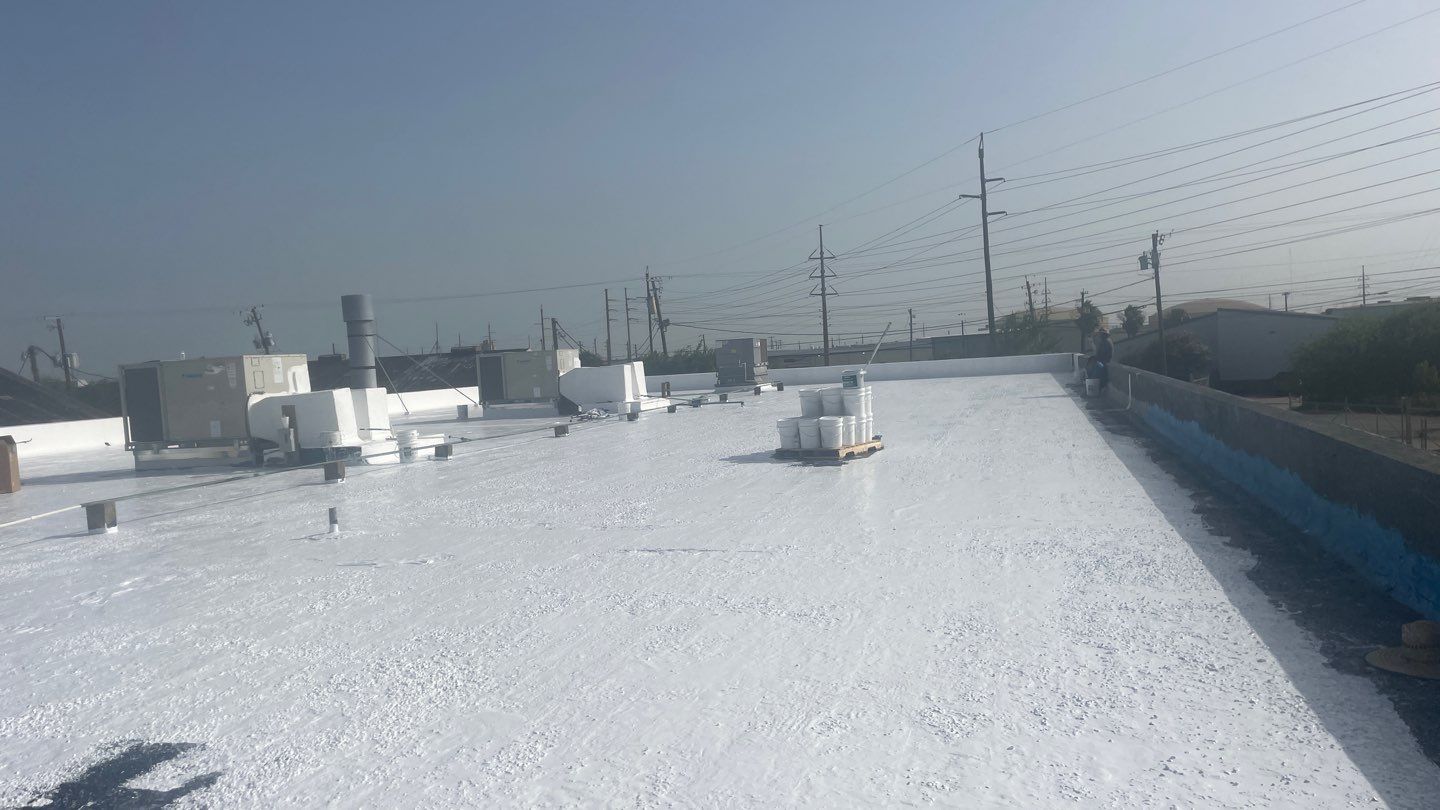 Dirty leaking Gravel Roof by Bayfront Roofing and Construction