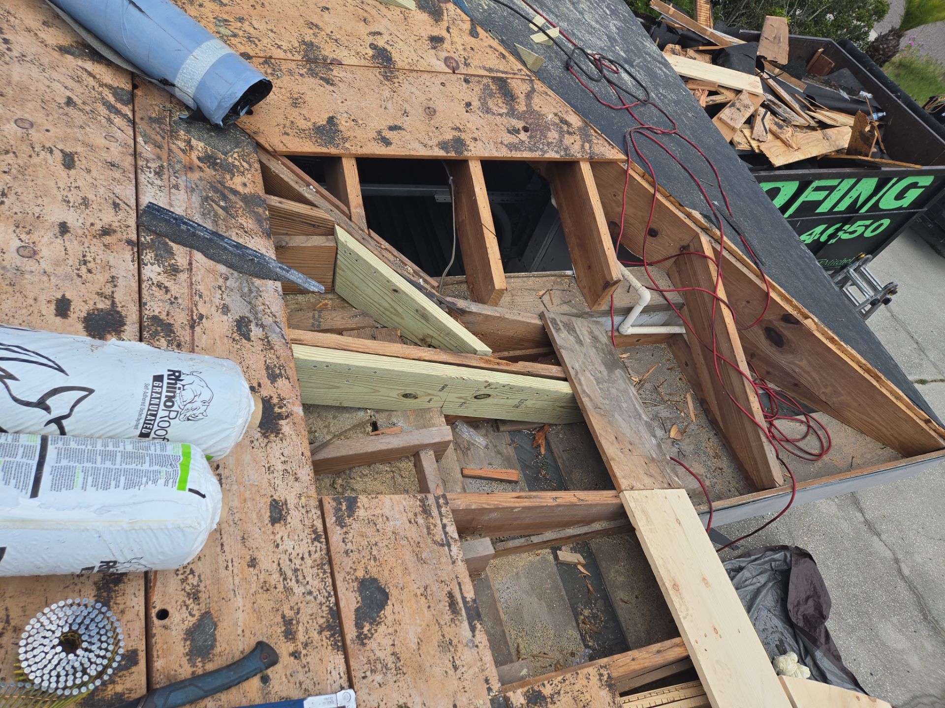 Project in Seminole 33772 by Mitchell Roofing Company LLC