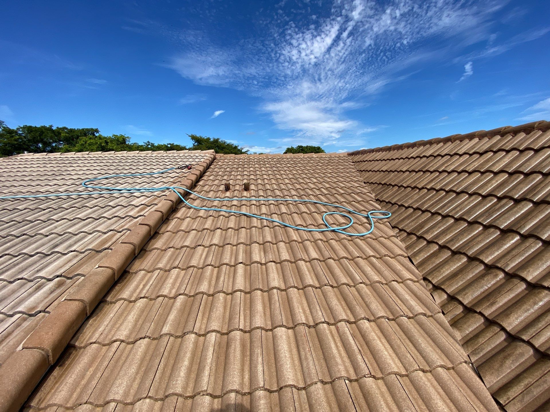 Commercial Roof Cleaning Coral Springs by BKB Pressure Cleaning LLC