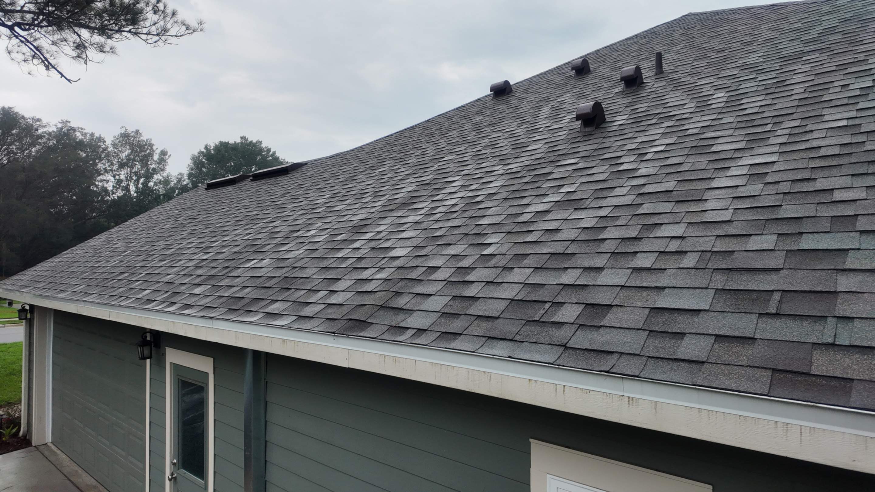 New Driftwood Shingle Roof n Gainesville, FL by Brehm Roofing