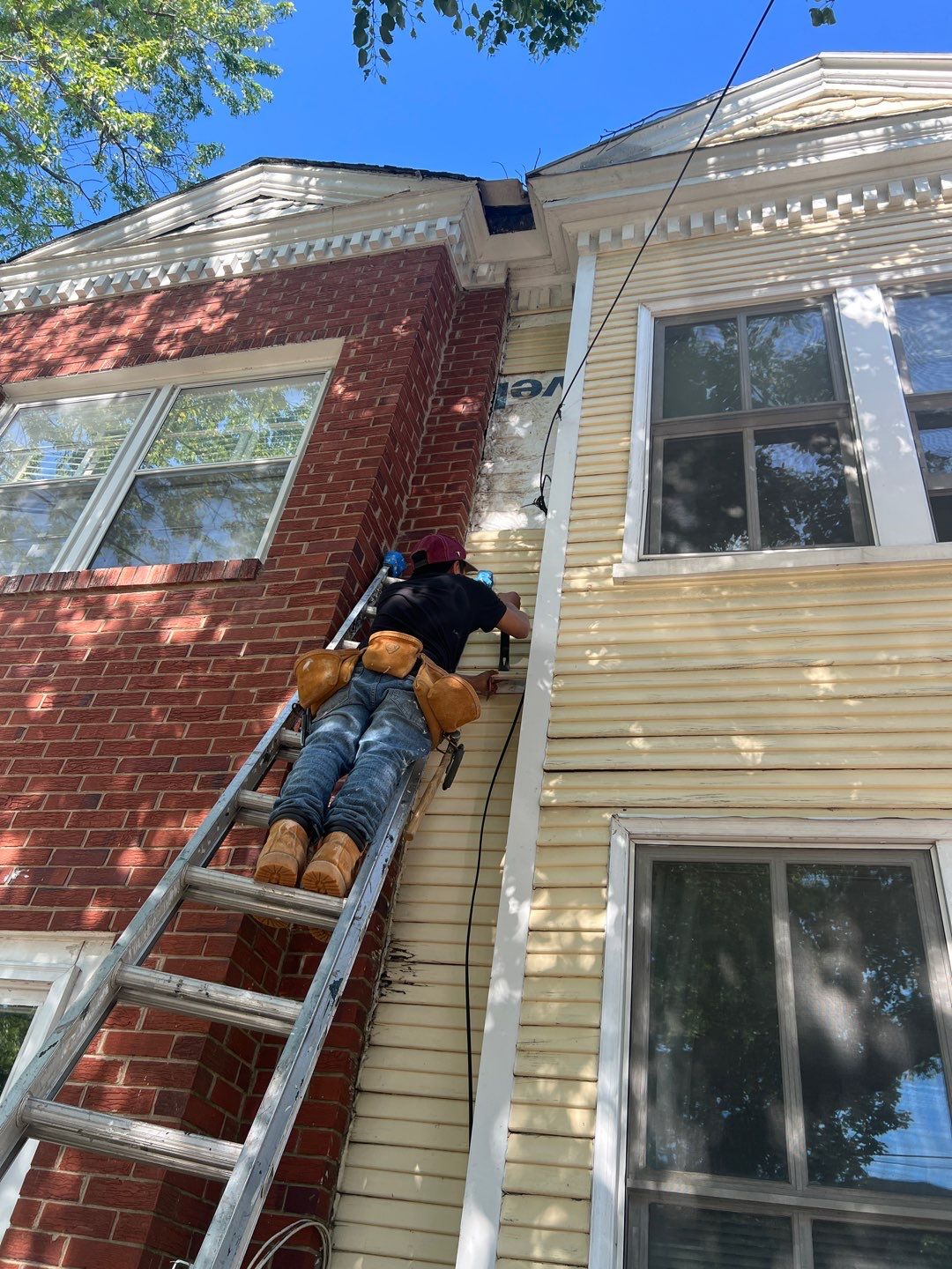 Alexandria: Siding Replacement with Solid Pine Wood Lap Siding by RM Banning, Inc.