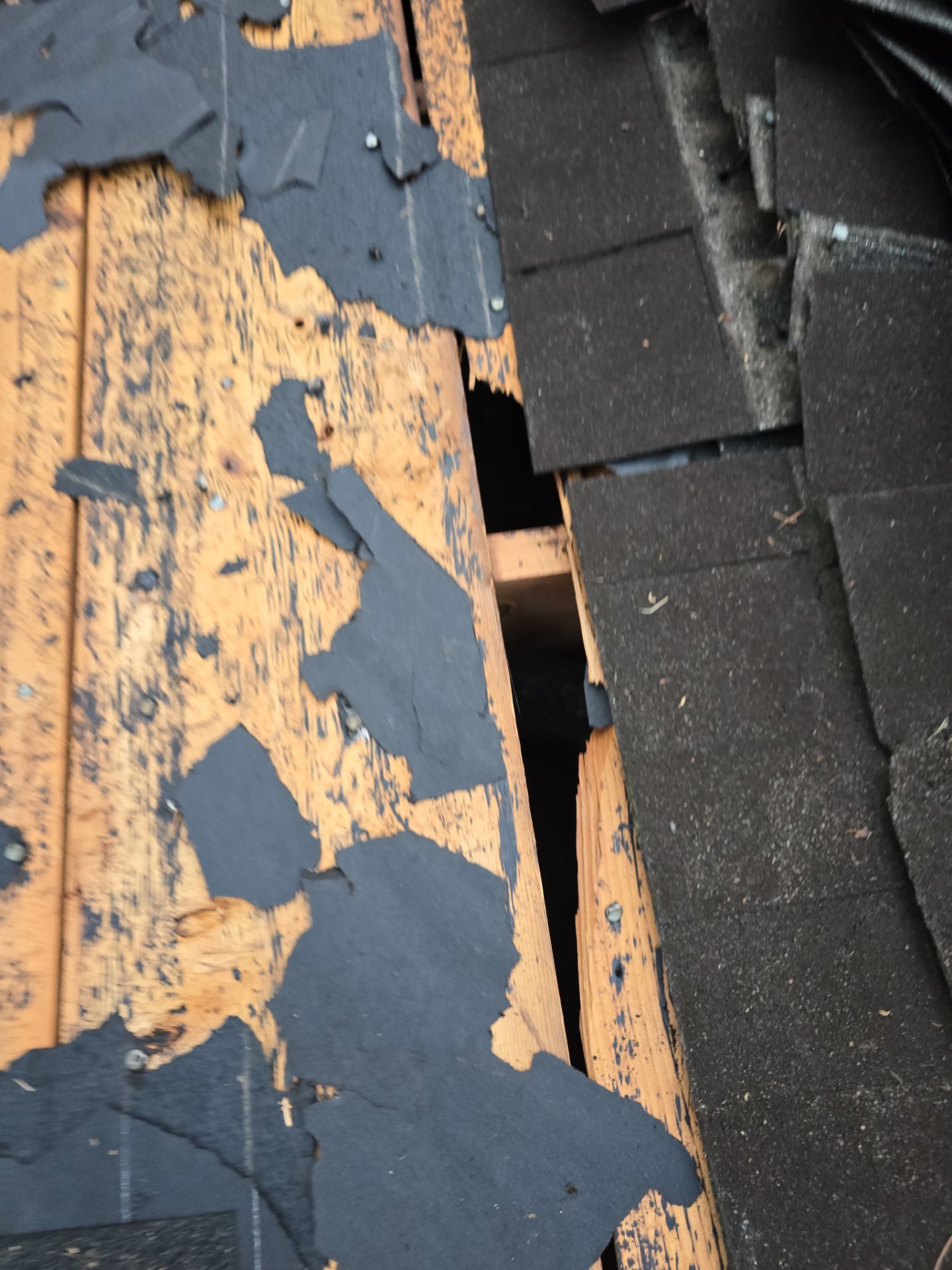 Roof Replacement Houston by Roof Repair Company
