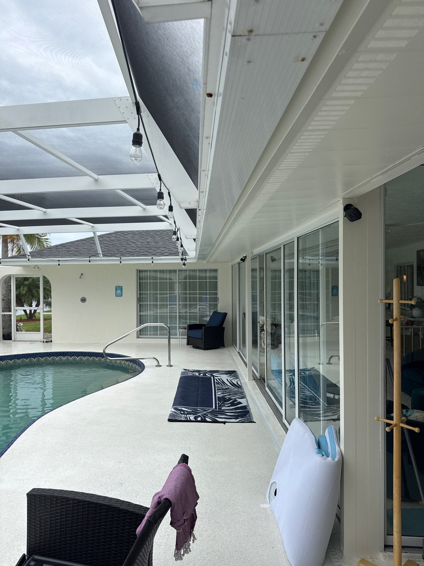 Replace gutter using seal gutters in Sarasota FL by Gutter Professors