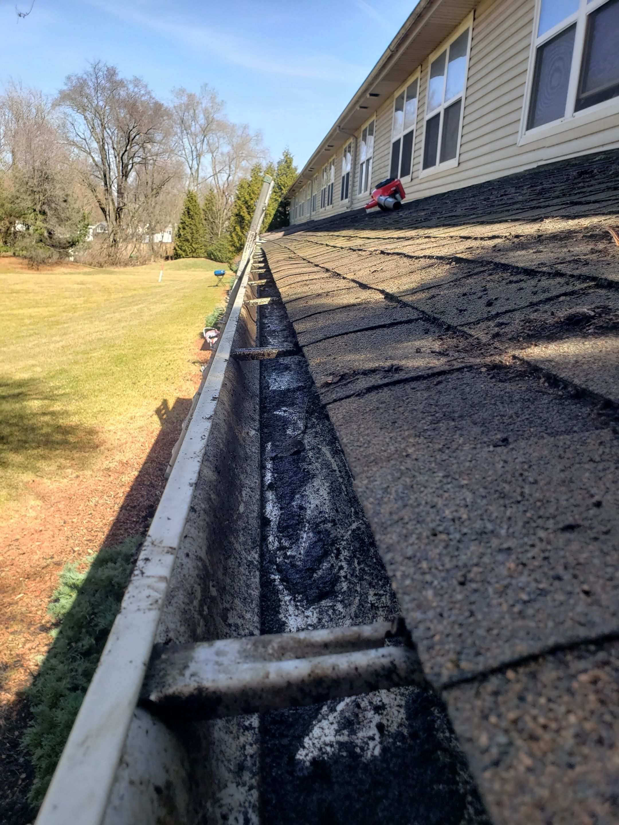Commercial gutter cleaning South Bend, IN after photo with clean gutters