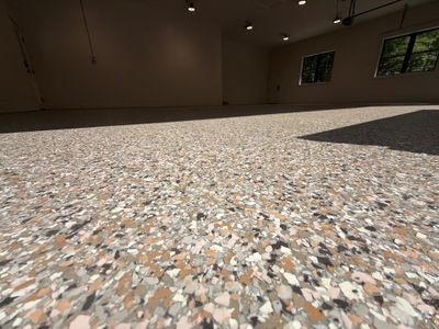 Garage and Screened Porch Polyaspartic Flake Floor Coating in Fremont