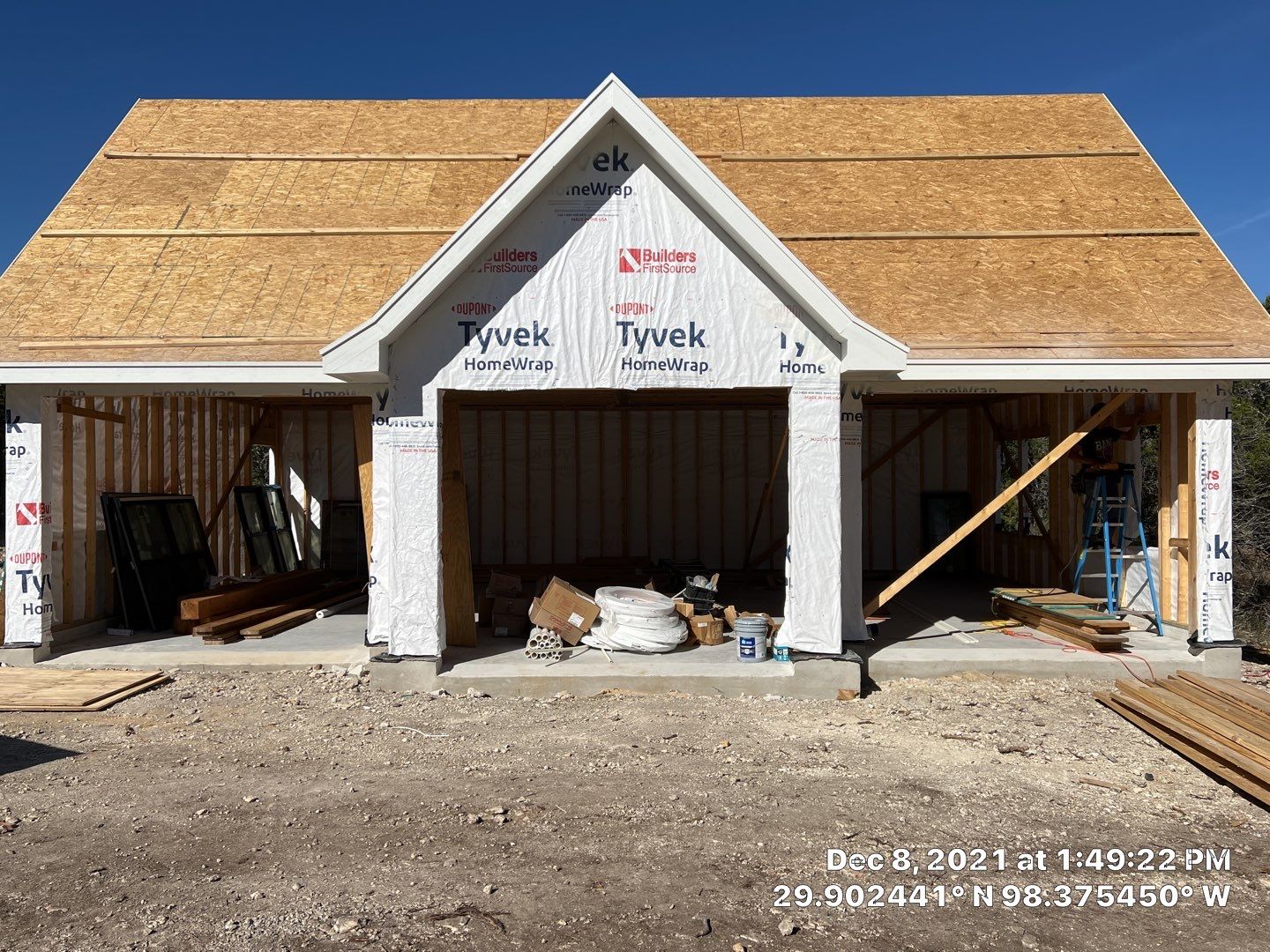 New Home Construction using Owens Corning 30 year Architectural Shingles by Premier Roofing and Contracting