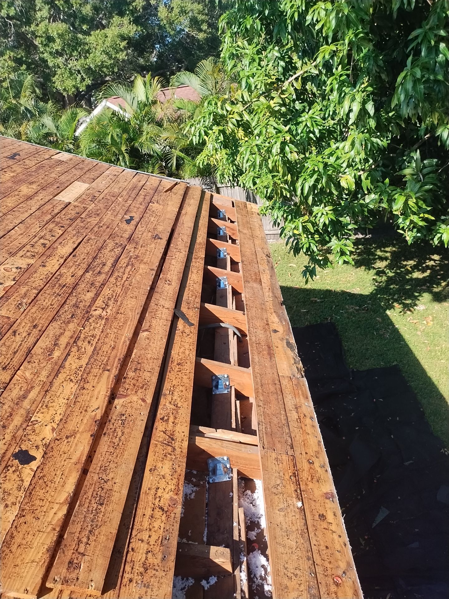 Project in St. Petersburg 33713 by Mitchell Roofing Company LLC 