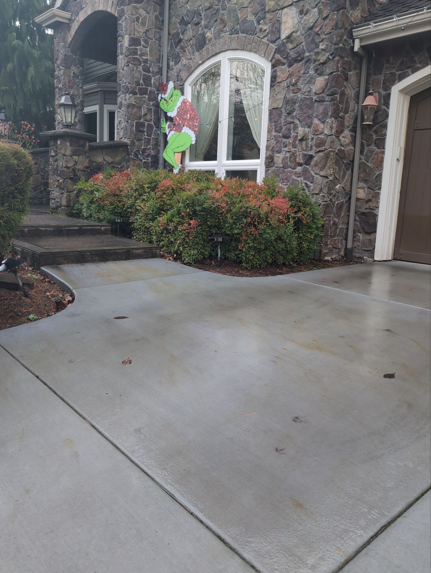 House cleaning routine maid service Project in Lake Oswego by Cloud 9 Professional Cleaning Services
