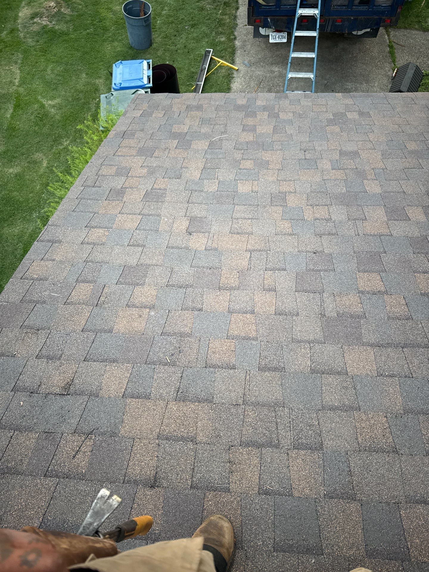 West Springfield: Residential Roof Replacement with CertainTeed Landmark in Heather Blend by RM Banning, Inc.