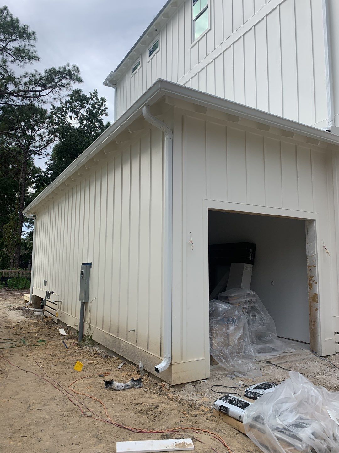 Seamless Aluminum Gutter Installation using 6 Inch Seamless Gutters in Santa Rosa Beach, FL by Gutter Professors