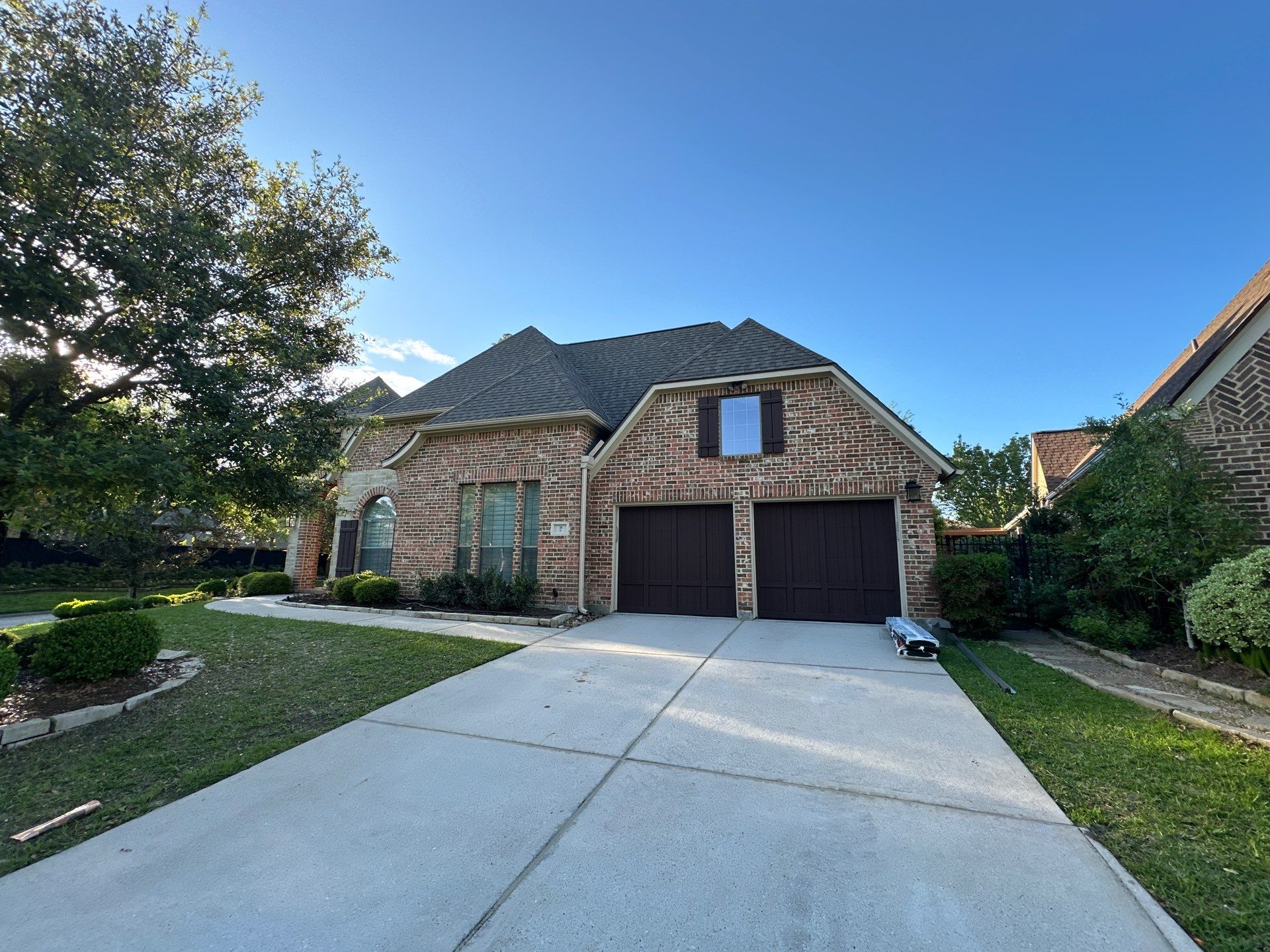 Covered Patio Remodel in The Woodlands by SophAlx LLC