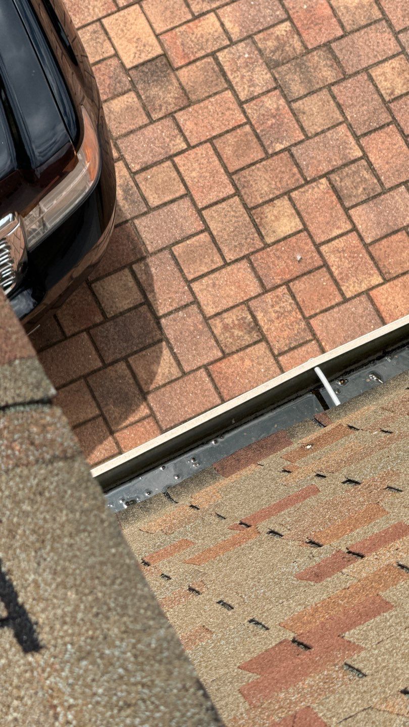 McLean: Residential Roof Installation with Landmark Pro Designer Shingles in Max Def Moire Black by RM Banning, Inc.