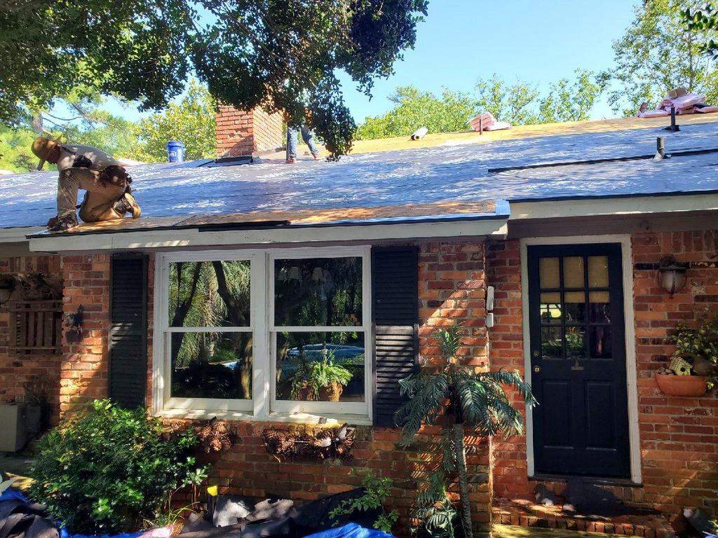 Residential Roofing Installation using Owens Corning® Oakridge Onyx Black by Indigo State Roofing
